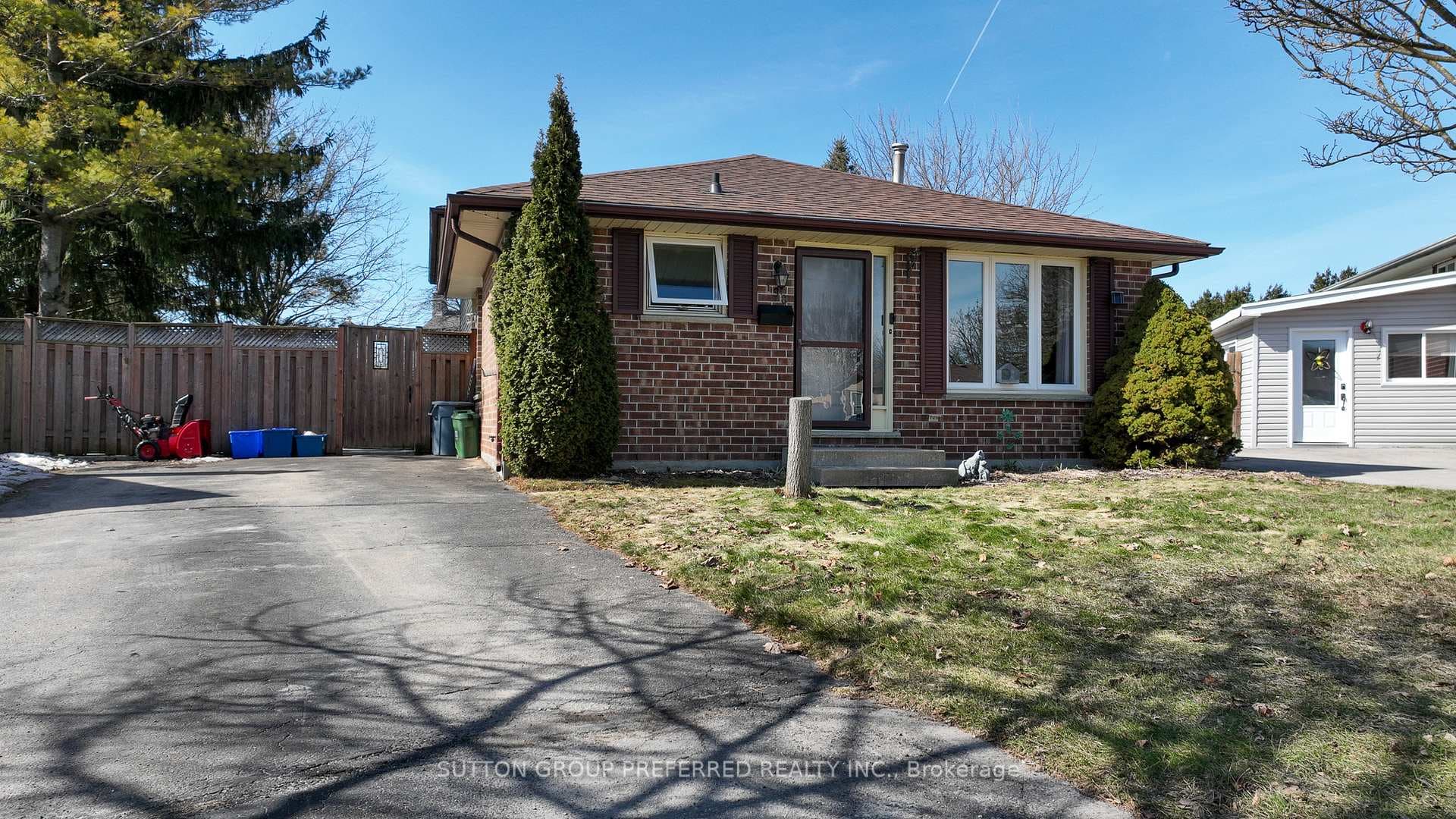198 Portsmouth Court photo 1
