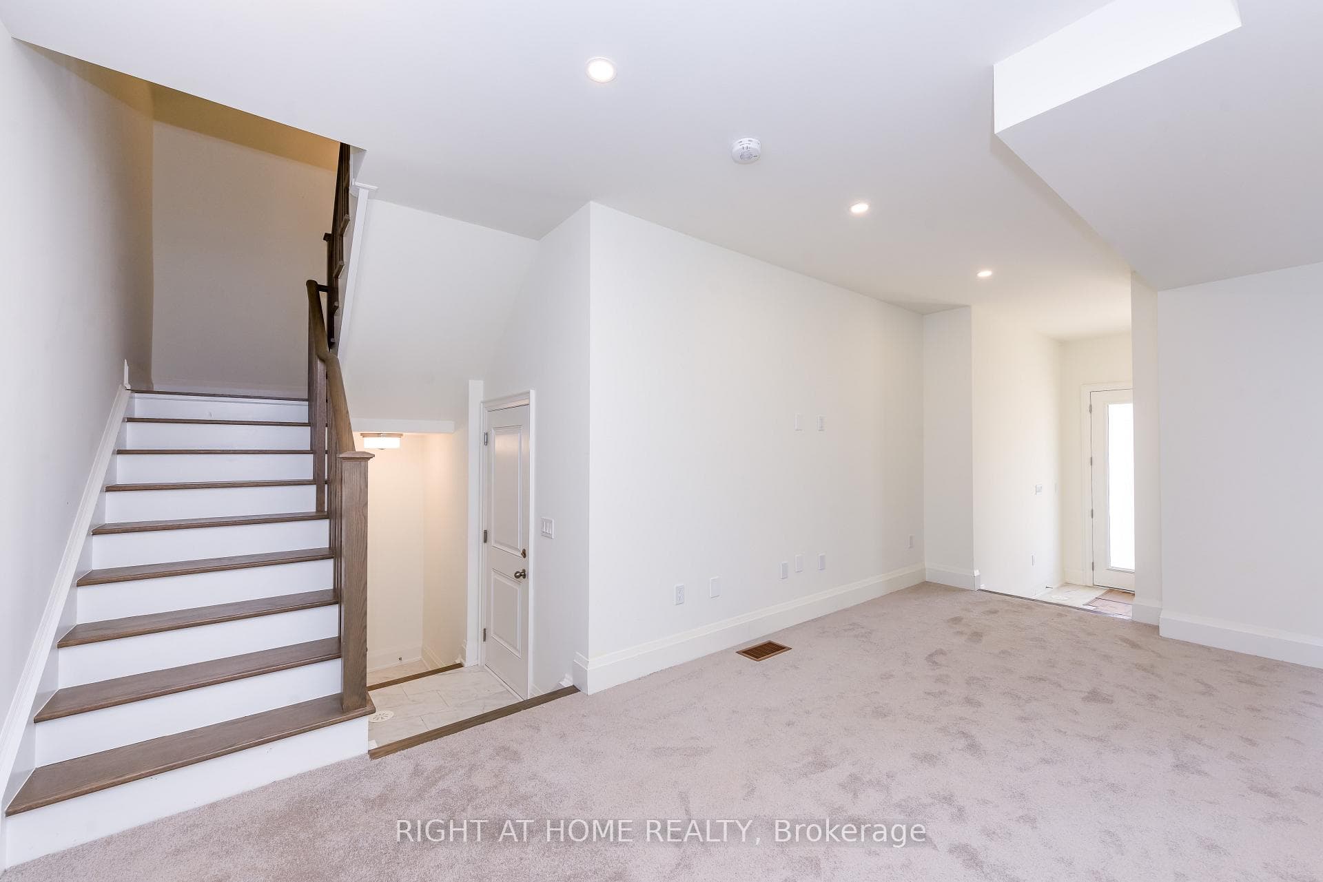 3306 umar Avenue photo 39