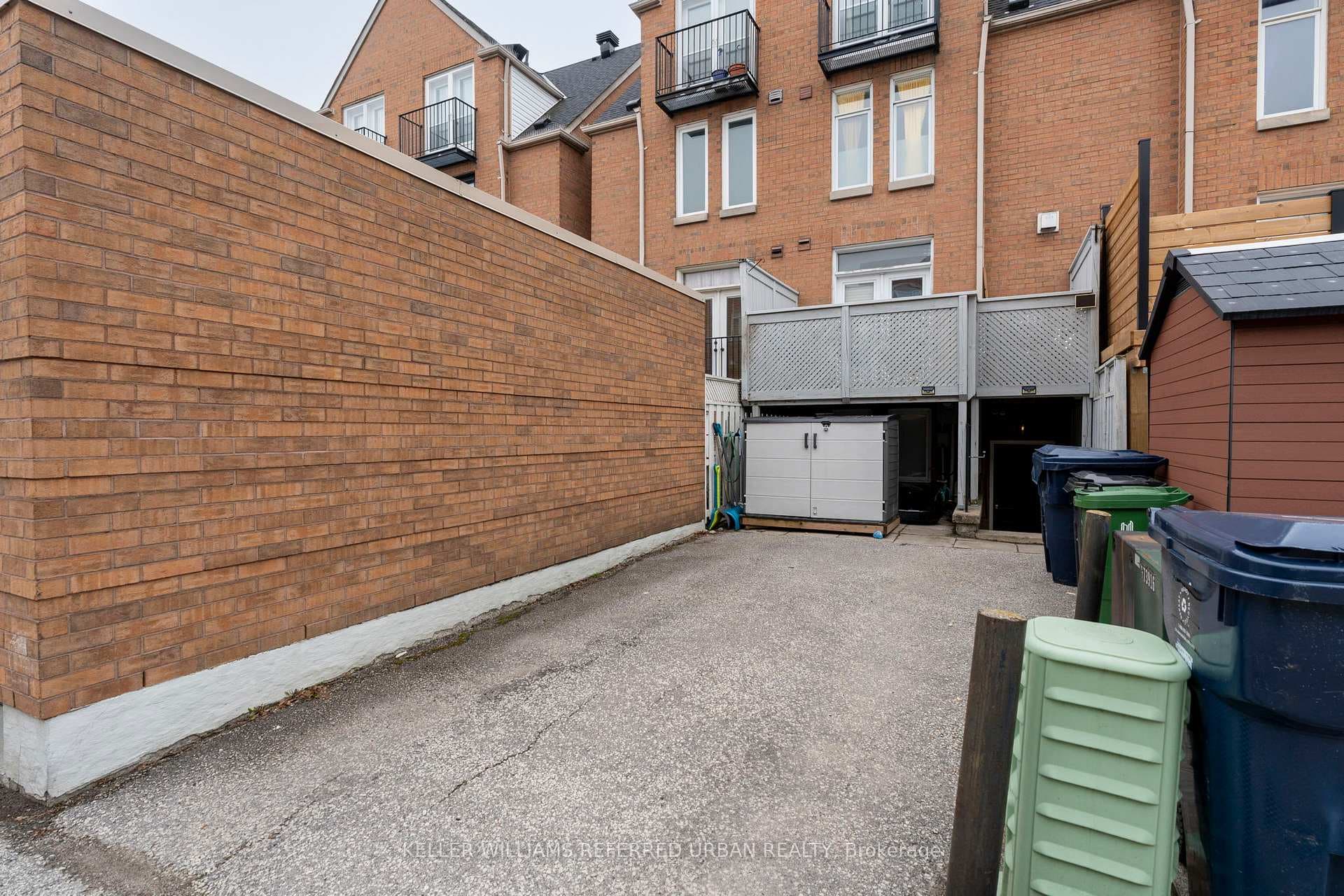 23 East York Avenue photo 43