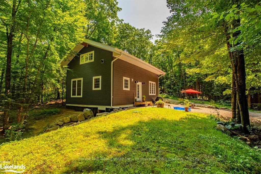 2205 FALKENBURG Road photo 25