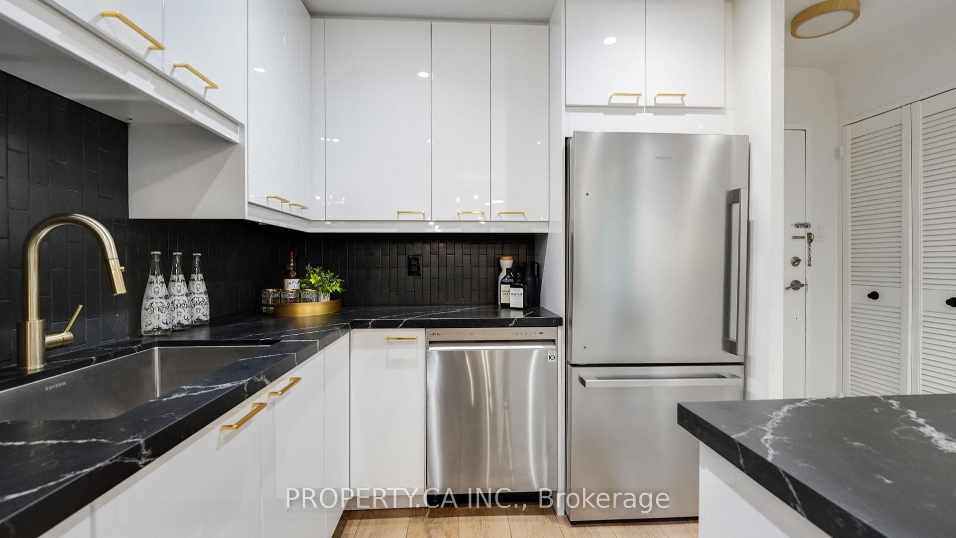 16 B Elgin Street Unit 250 photo 5