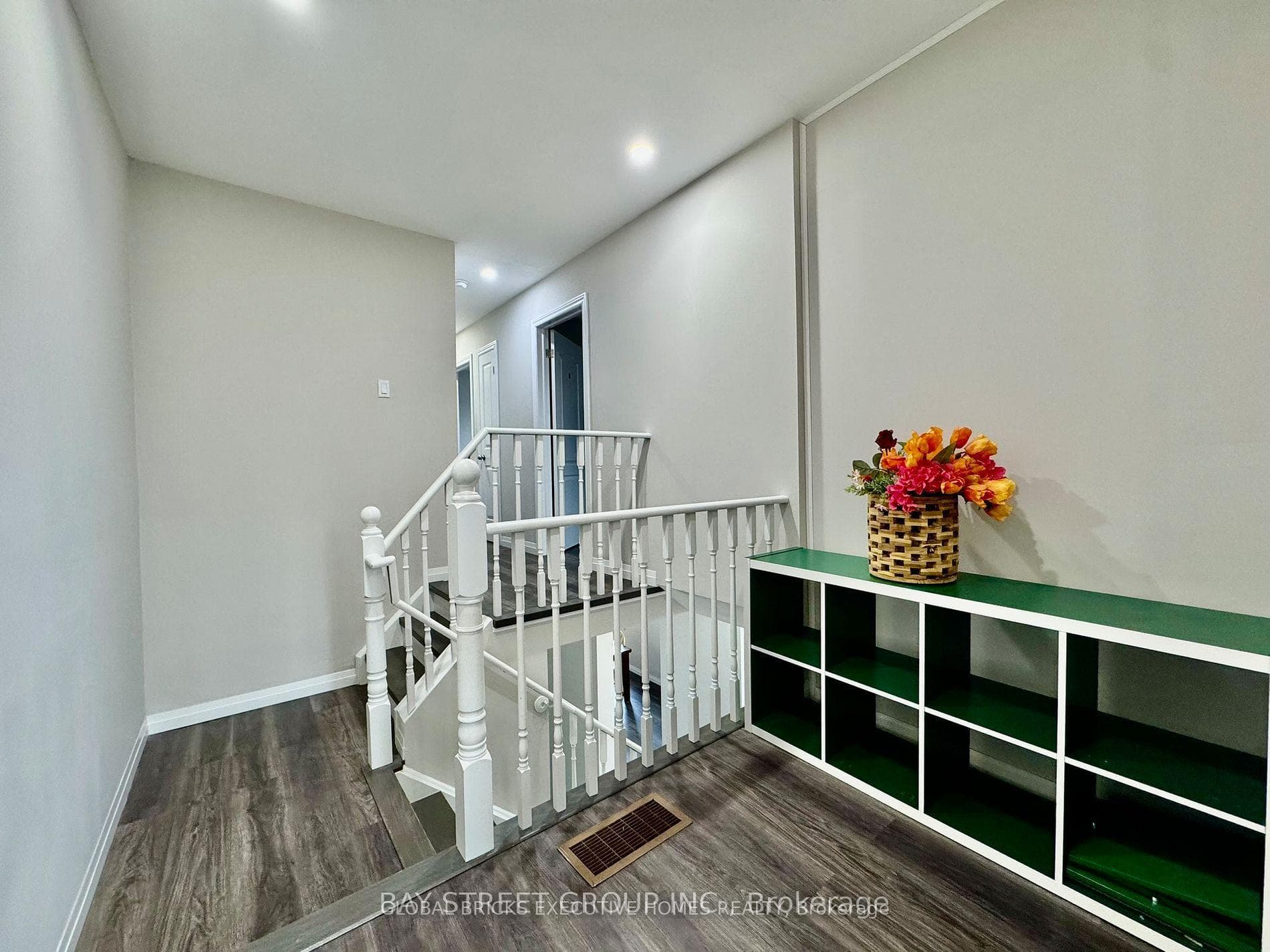 5045 Rundle Court Unit Upper photo 15
