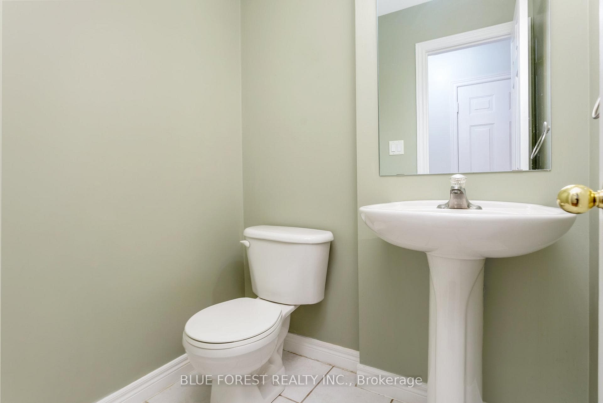 2414 Sequoia Way photo 15