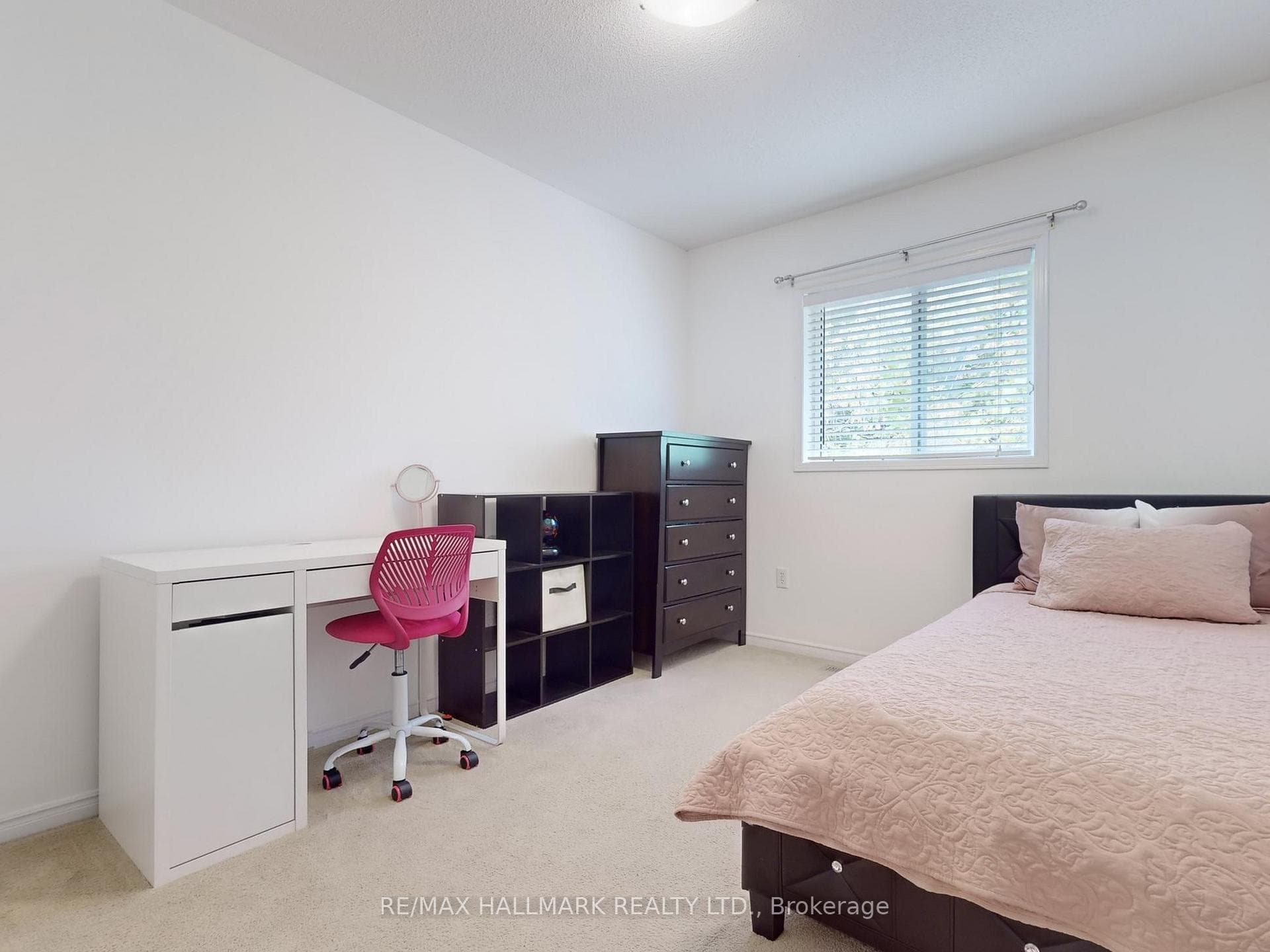 32 Ingold Lane photo 26