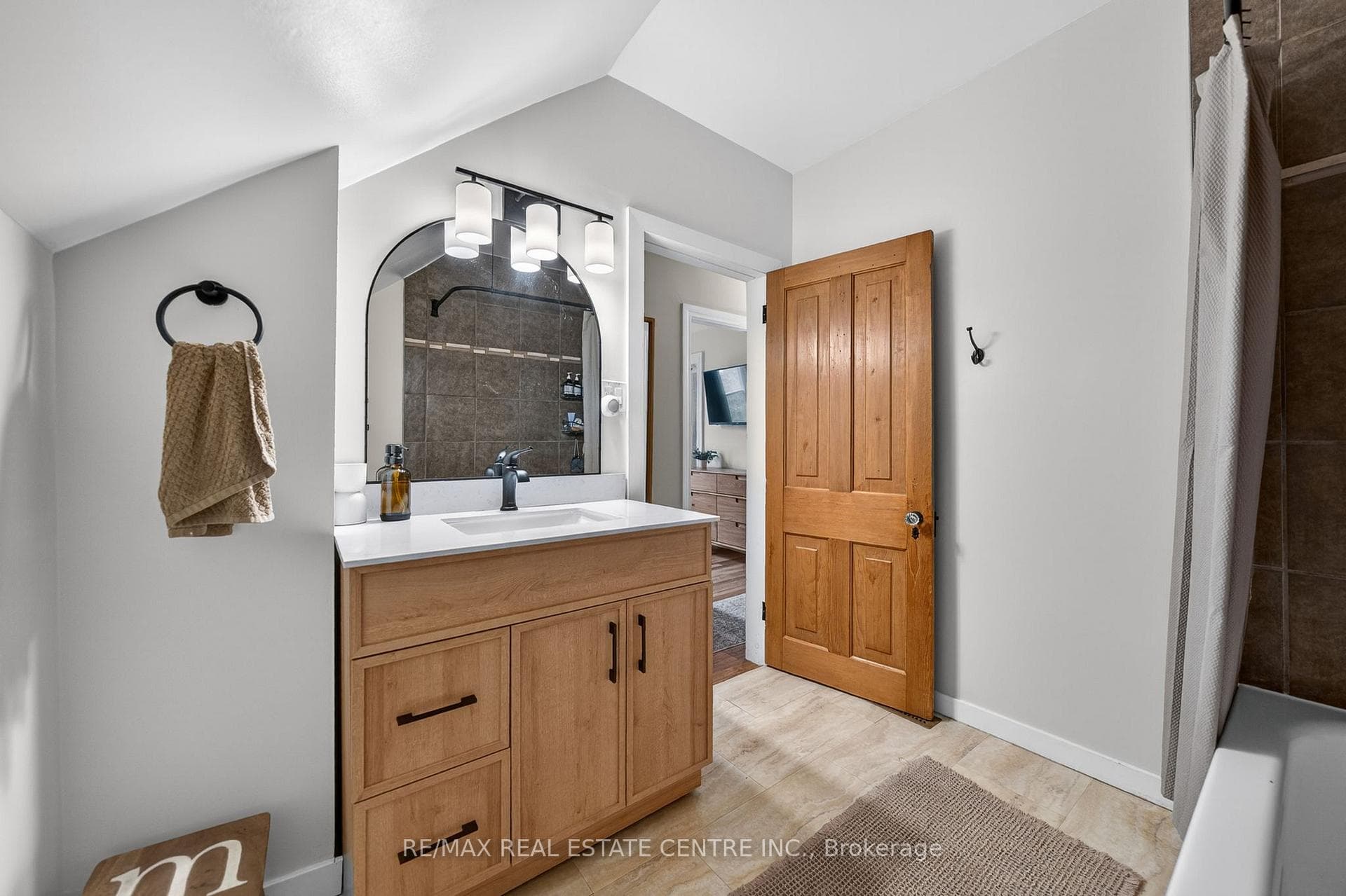 69 Glenmorris Street photo 24