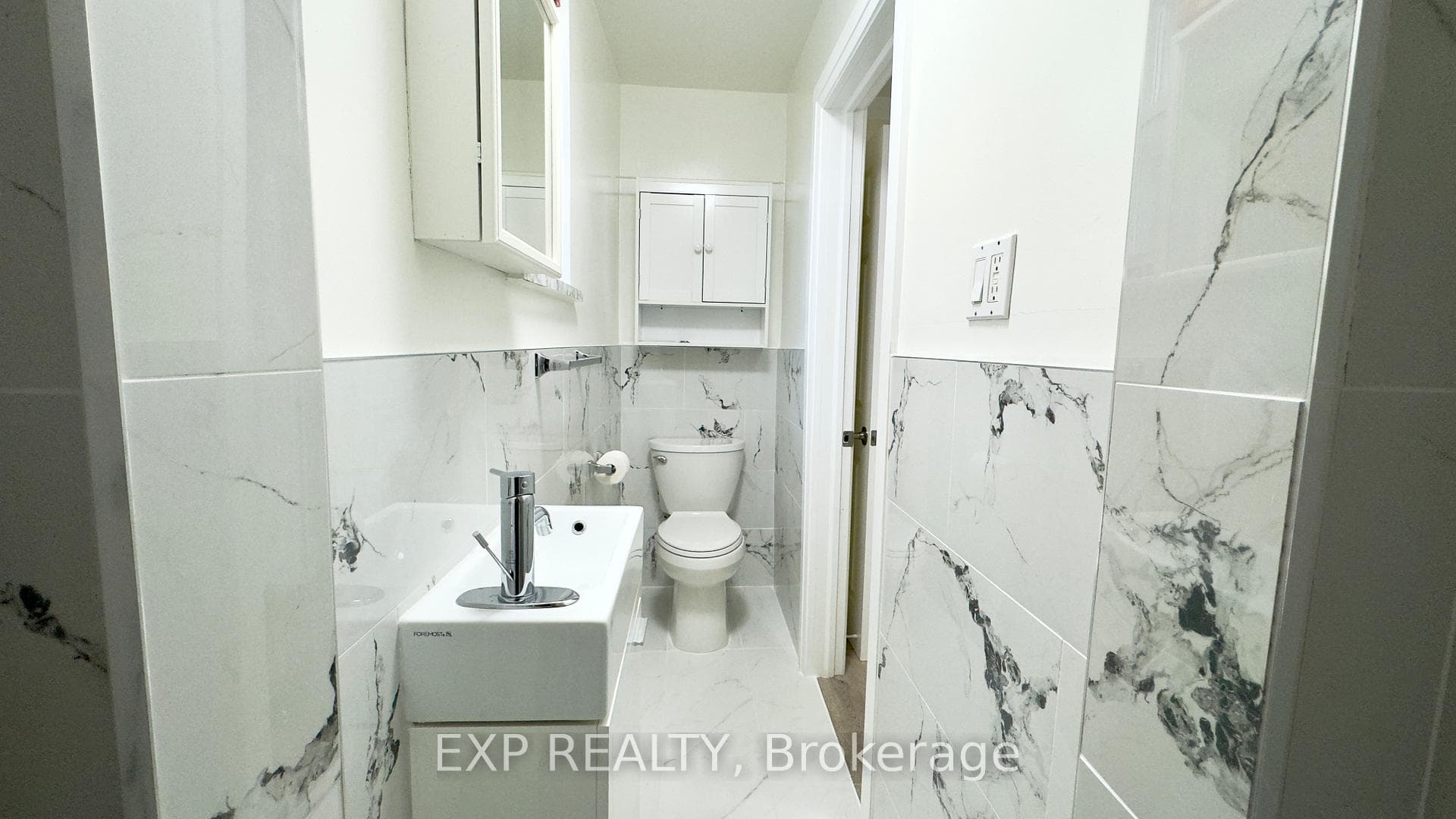 335 Lakeshore Road Unit 1 photo 12