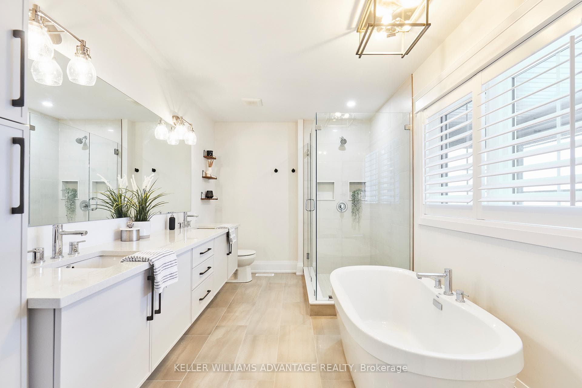 517 Clayton Avenue photo 24