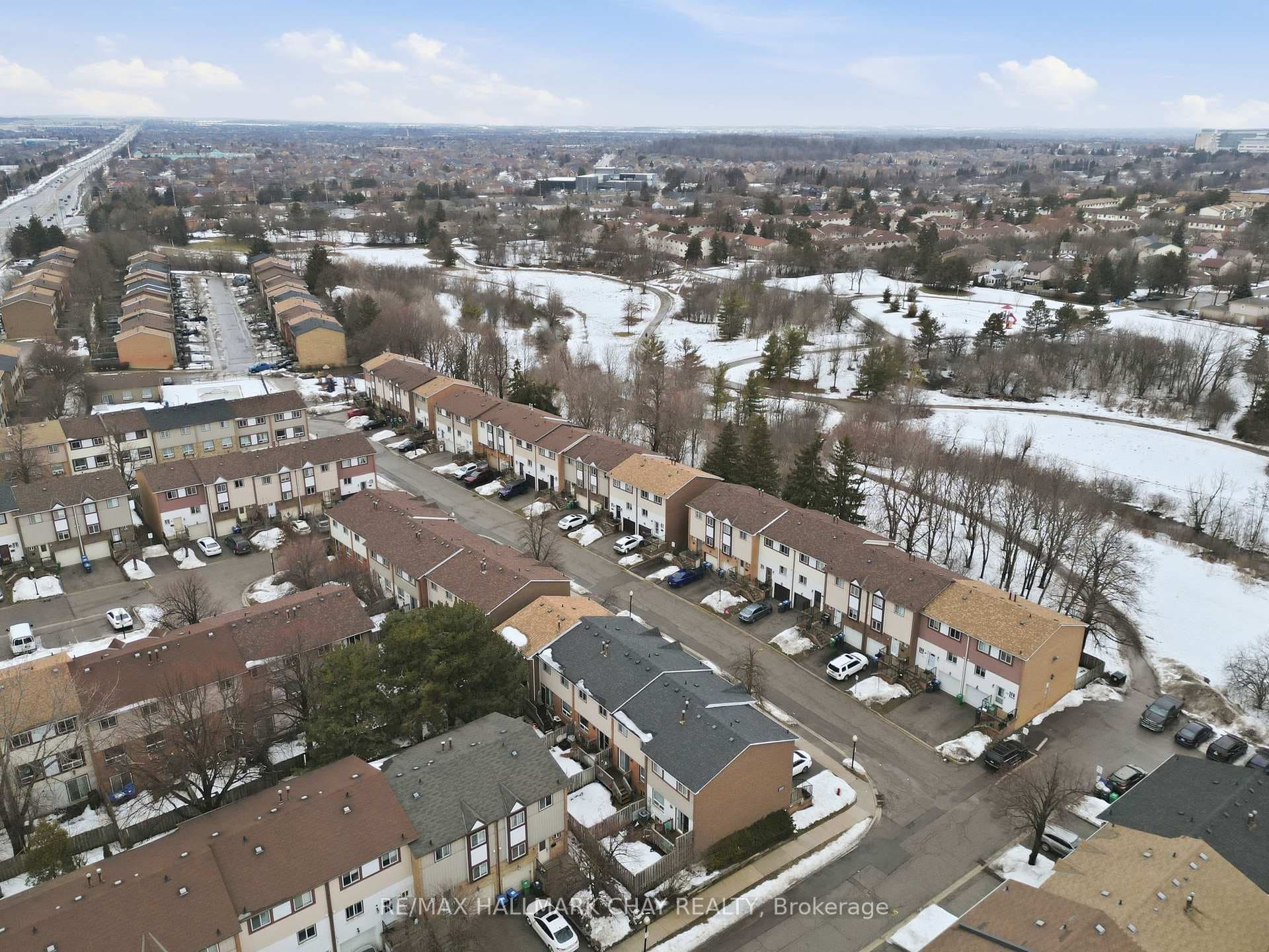 46 Moregate Crescent Unit 67 photo 40