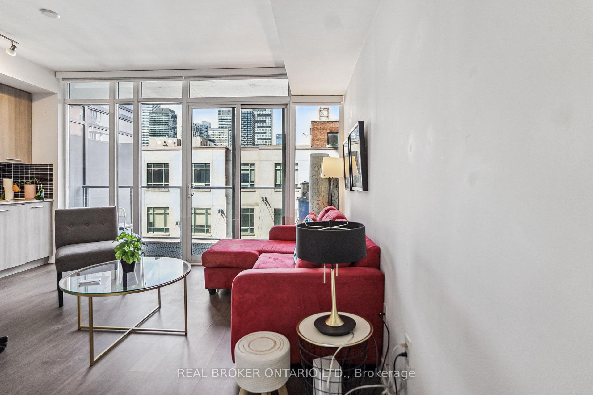 105 George Street Unit 314 photo 4
