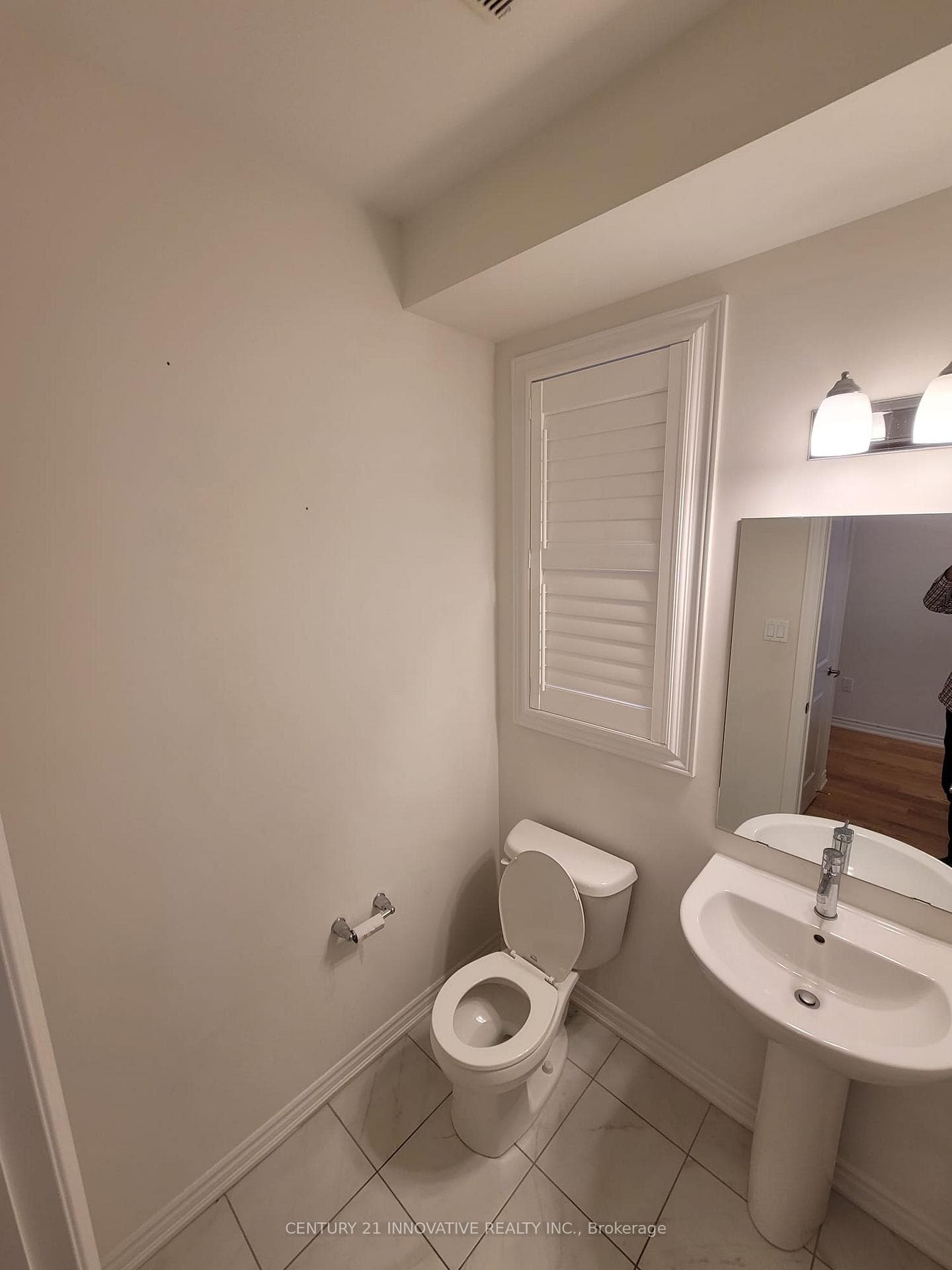 101 Auckland Drive photo 4