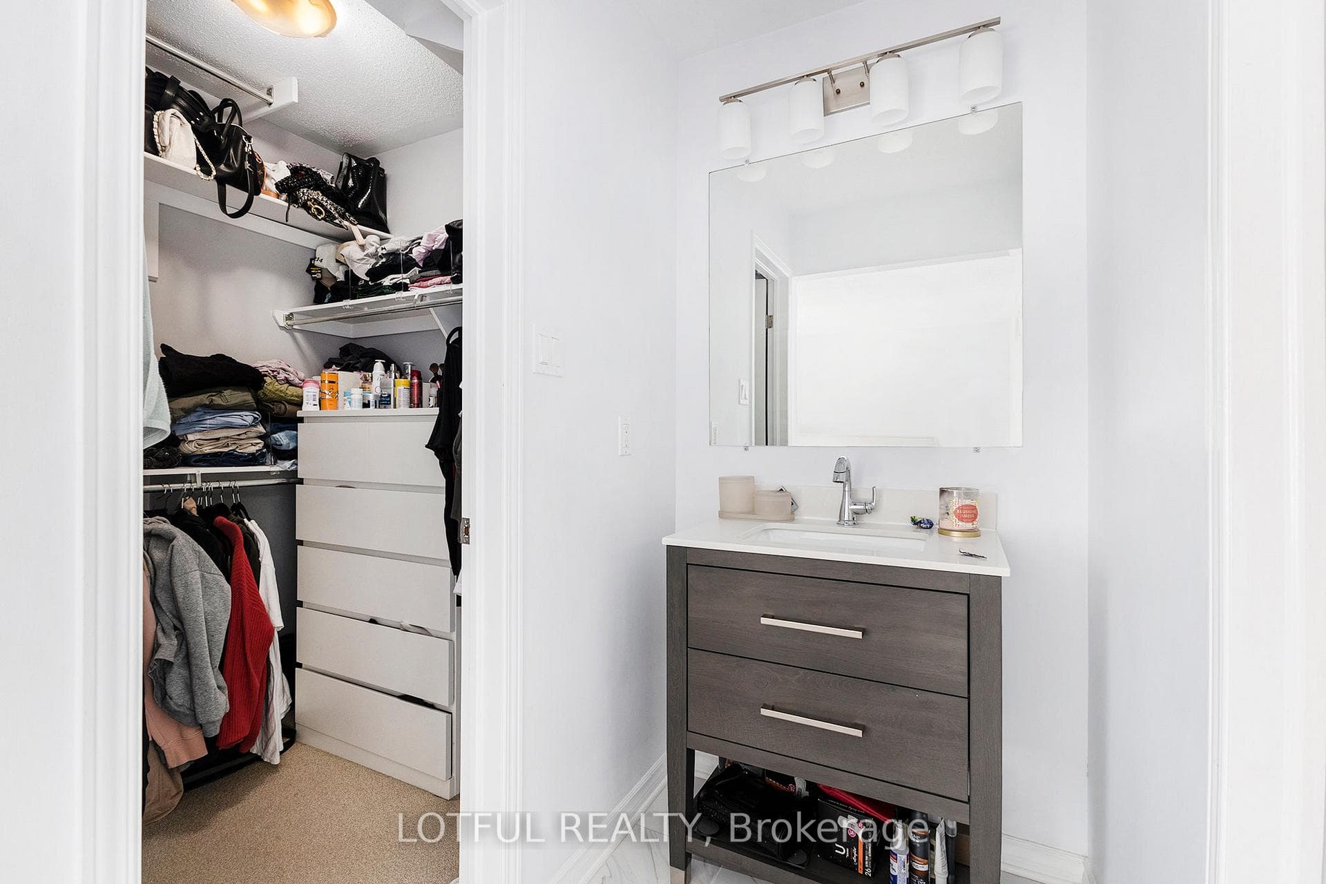 268 Stoneway Drive photo 17