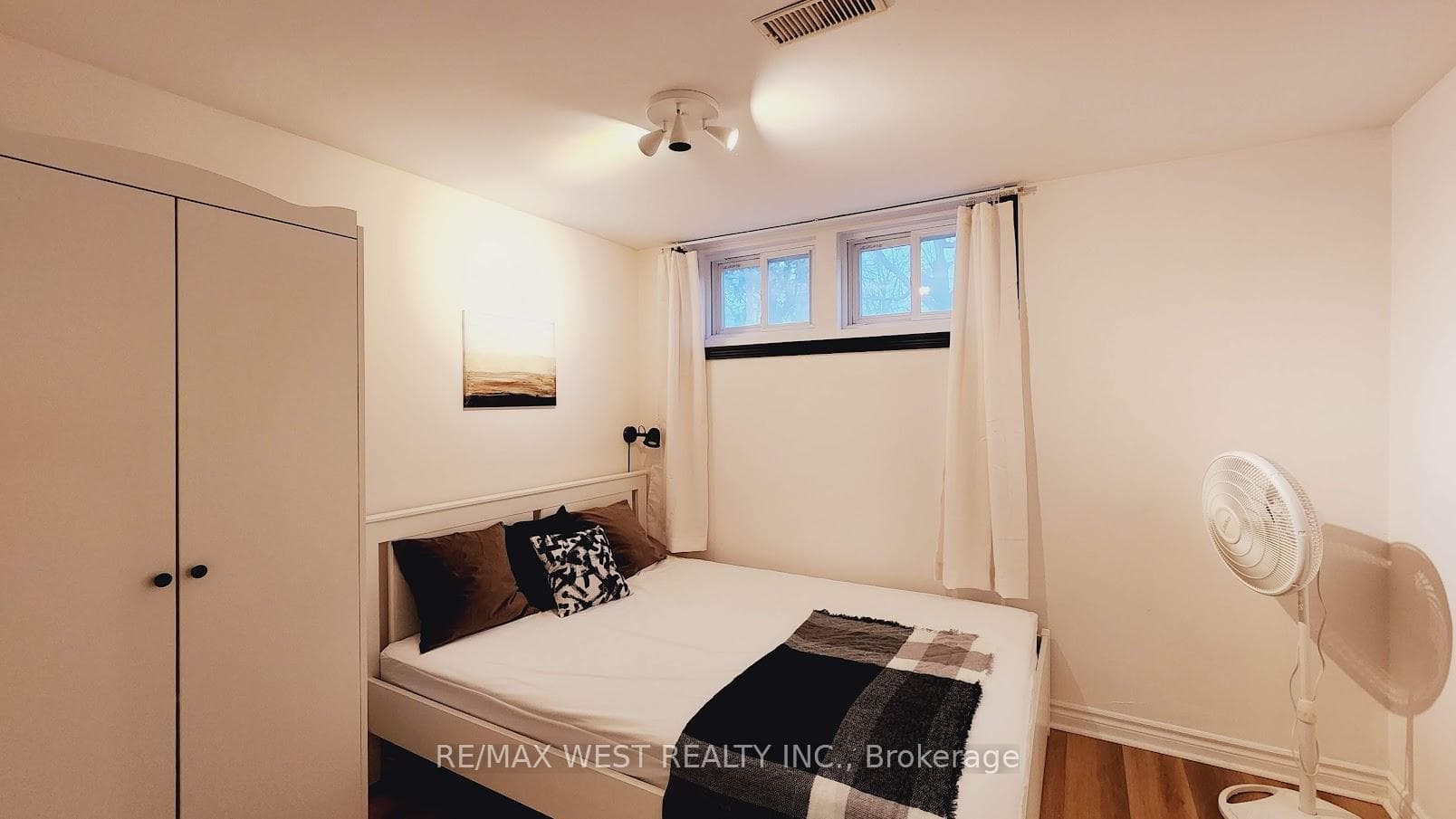 3161 The Credit Woodlands N/A Unit Bsmt photo 9