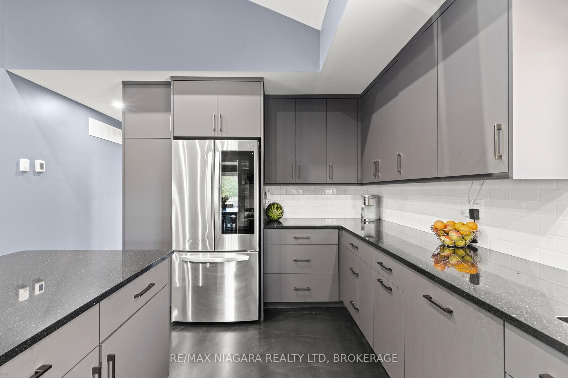 32 RIDGEWOOD Drive photo 19