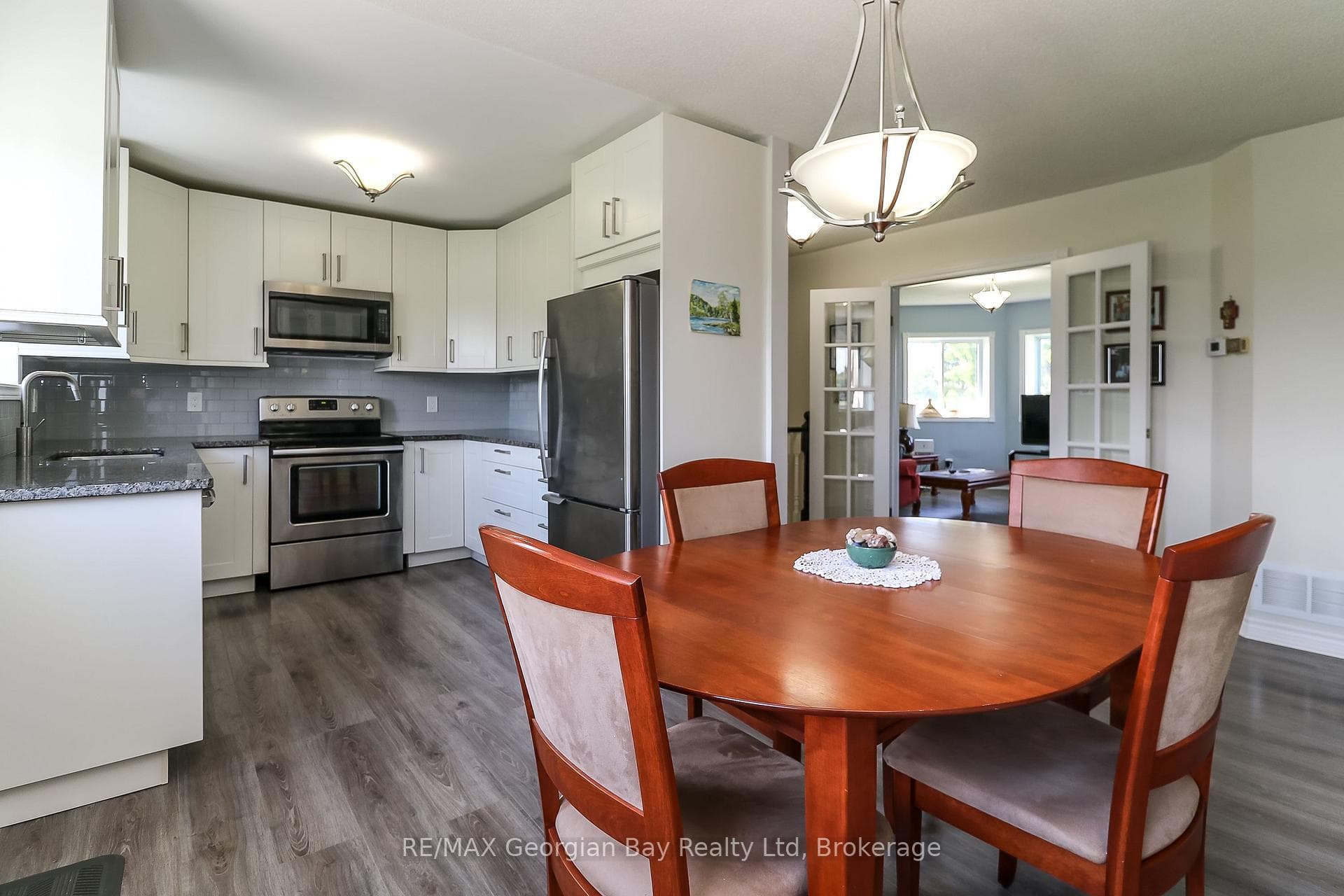 4989 Vasey Road photo 18