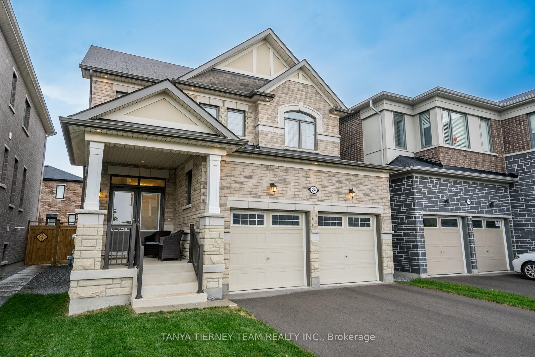 24 Lockyer Drive photo 2
