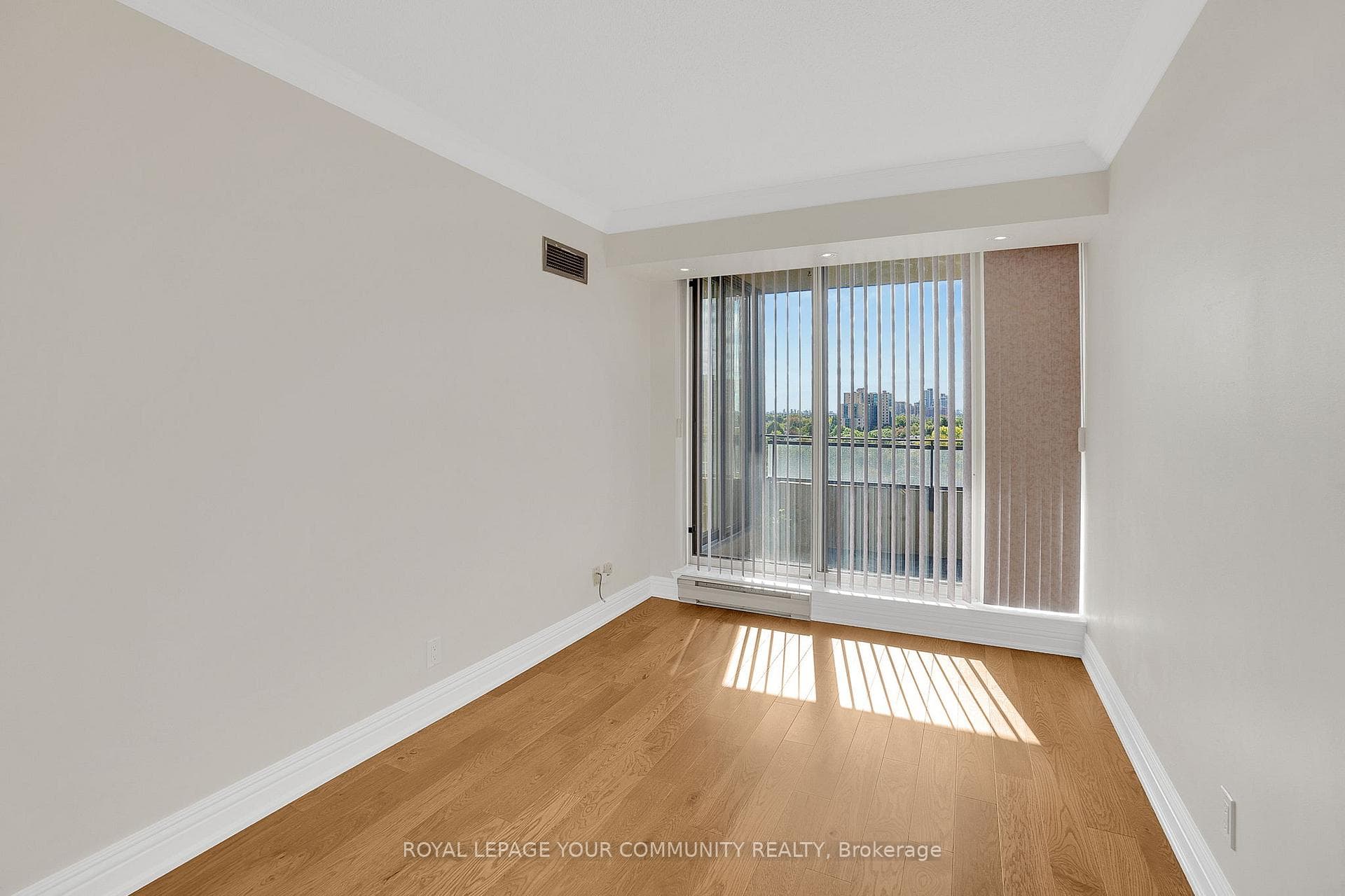 32 Clarissa Drive Unit 821 photo 21
