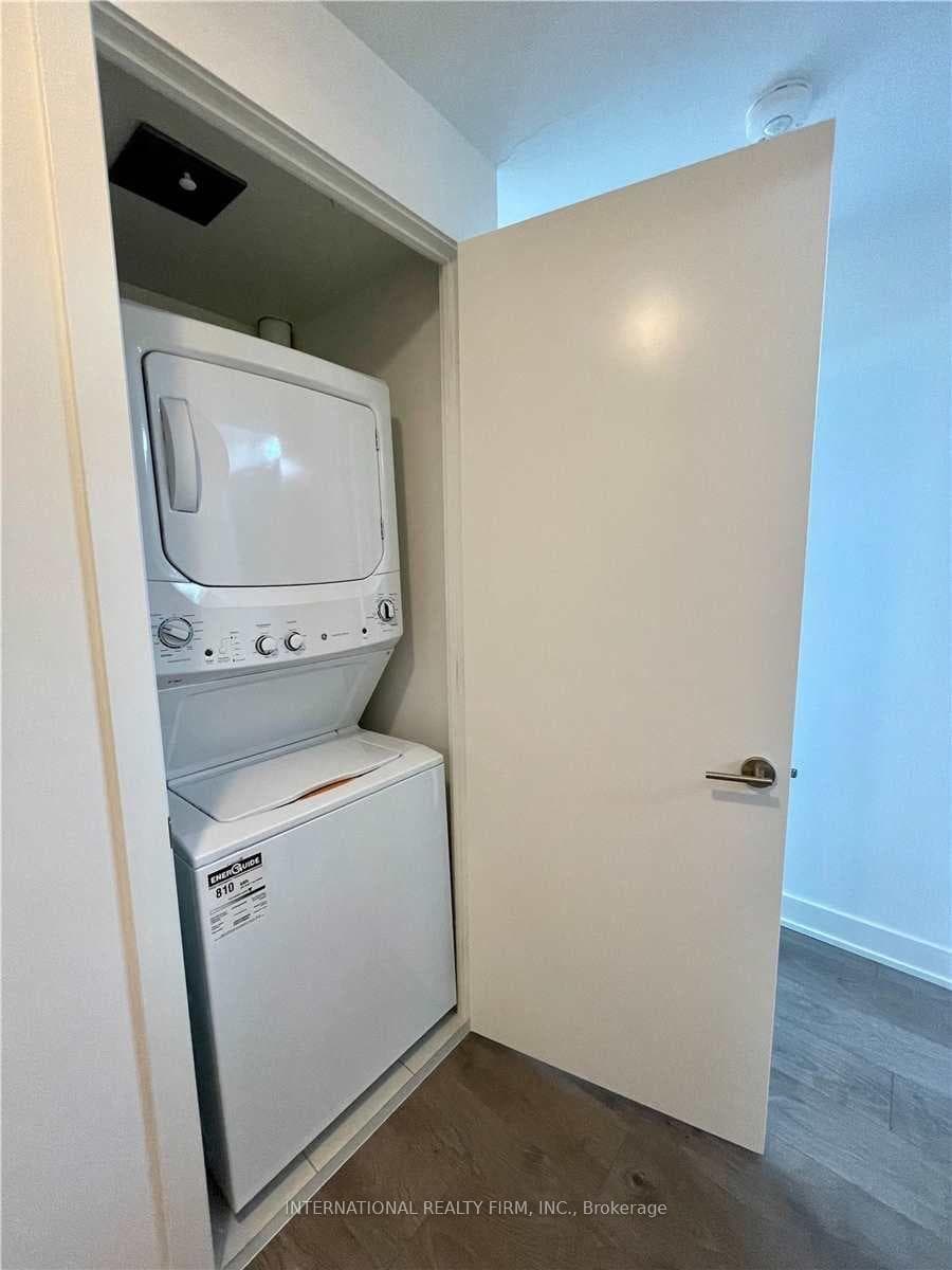 180 Veterans Drive Unit 303 photo 26