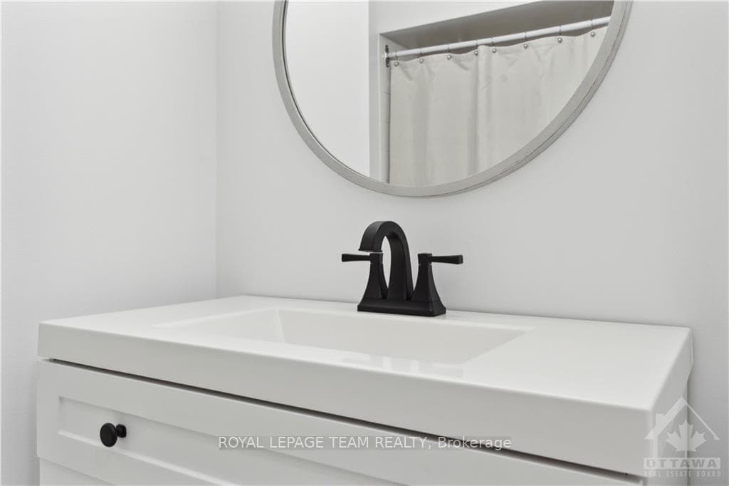 250 BRITTANY Drive Unit 210 photo 15