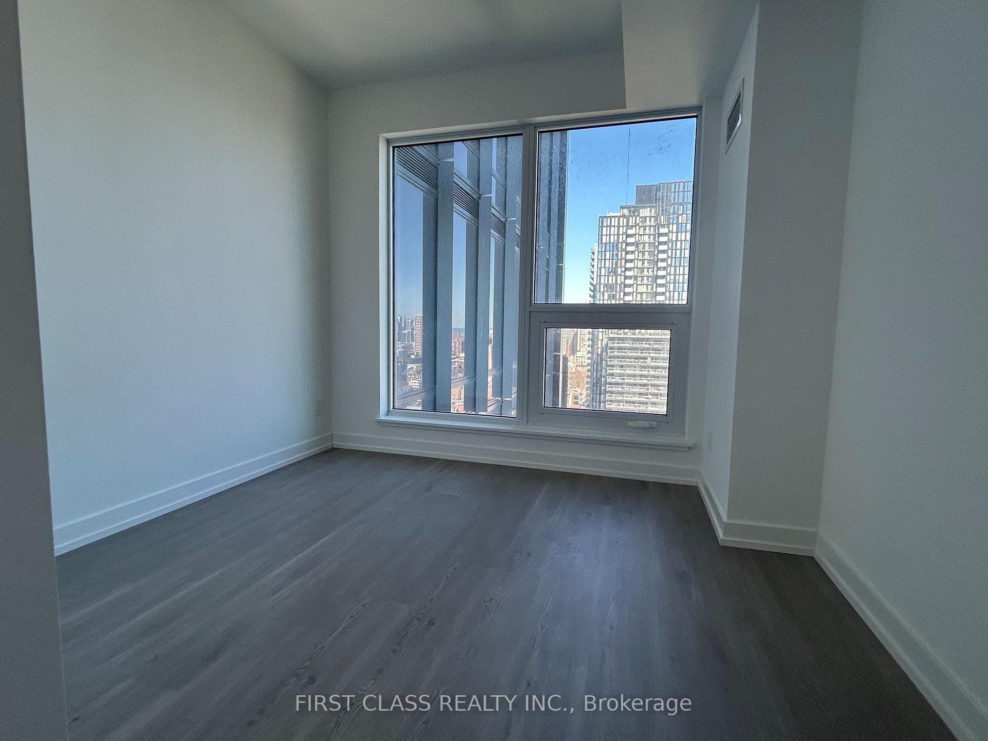 8 Wellesley Street Unit 2510 photo 8