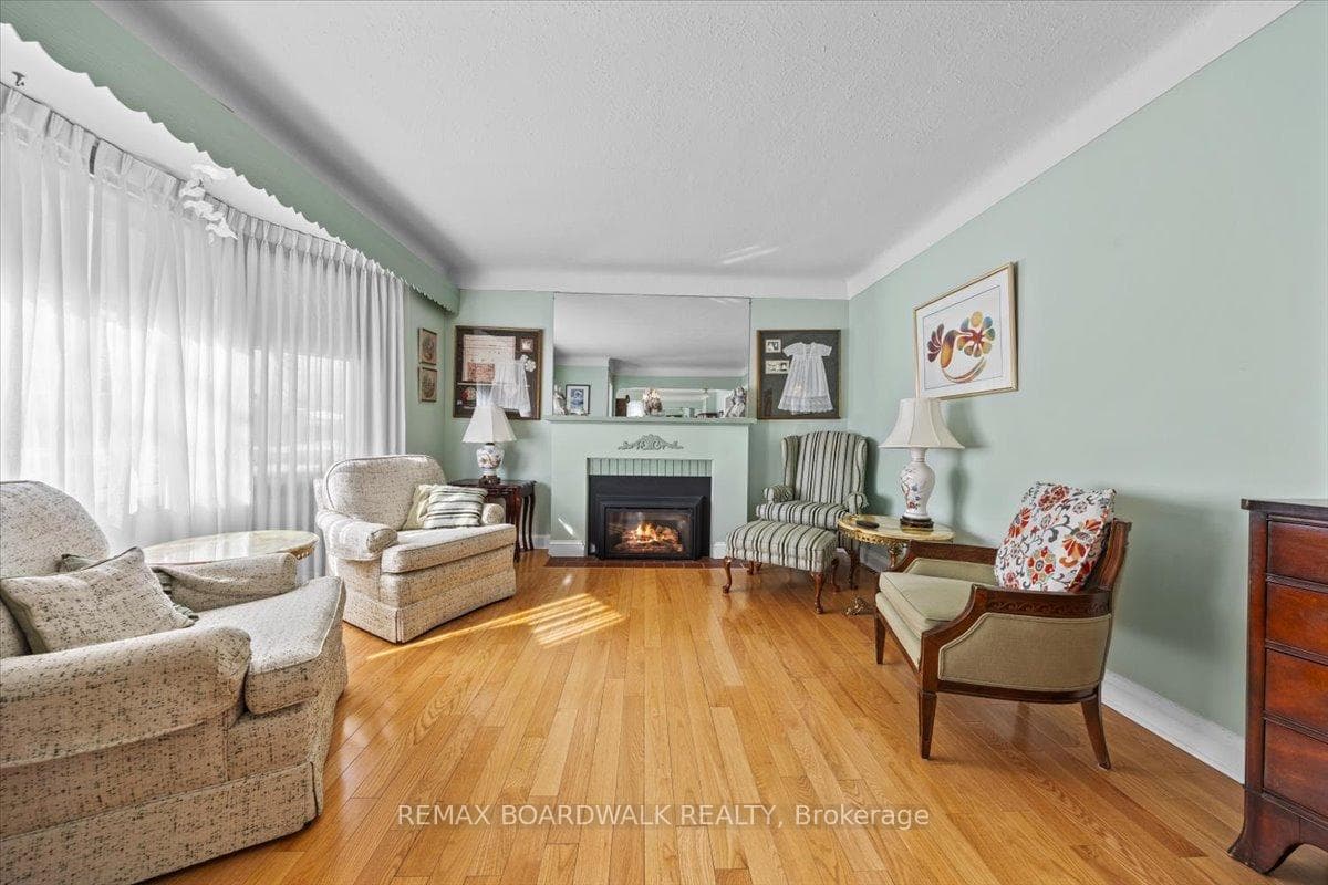 961 Kingsmere Avenue photo 7