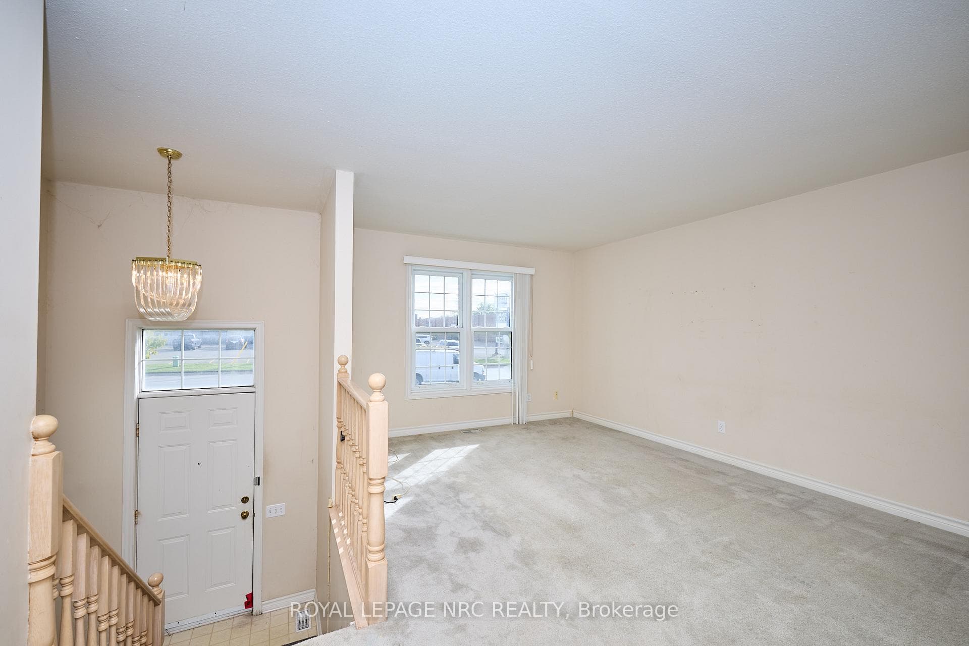 4431 MONTROSE Road photo 6