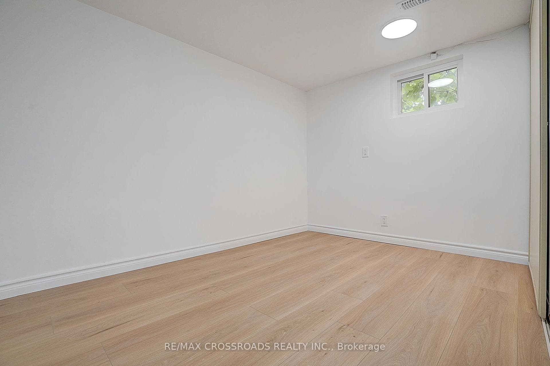 128 Leacrest Road photo 39
