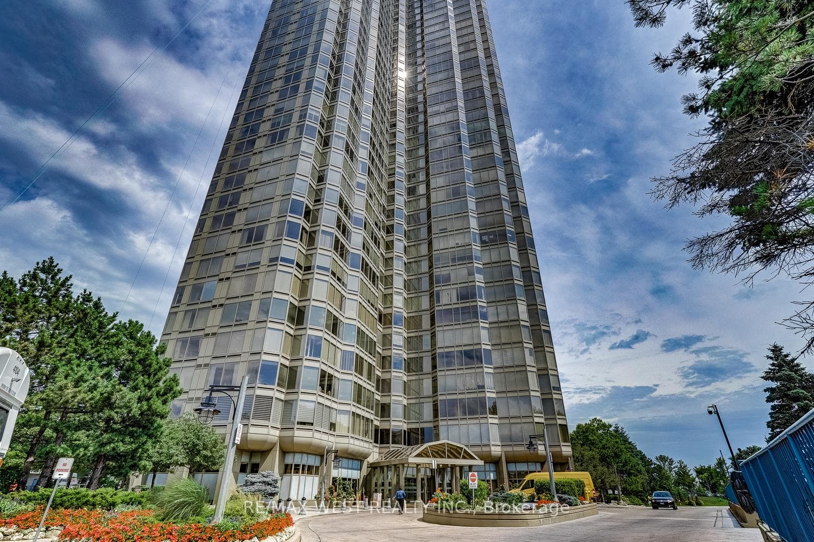 1 Palace Pier Court Unit 2204 photo 4