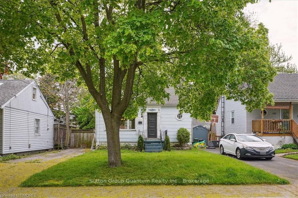 144 SELKIRK Avenue photo 2