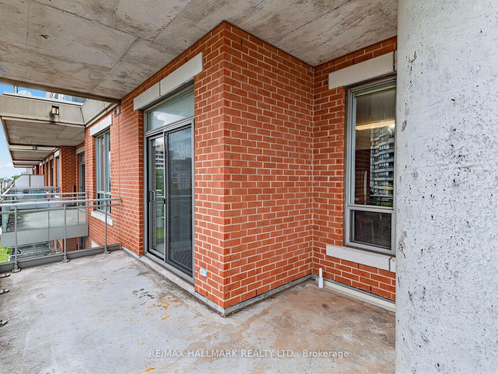 777 Steeles Avenue Unit LPH3 photo 27