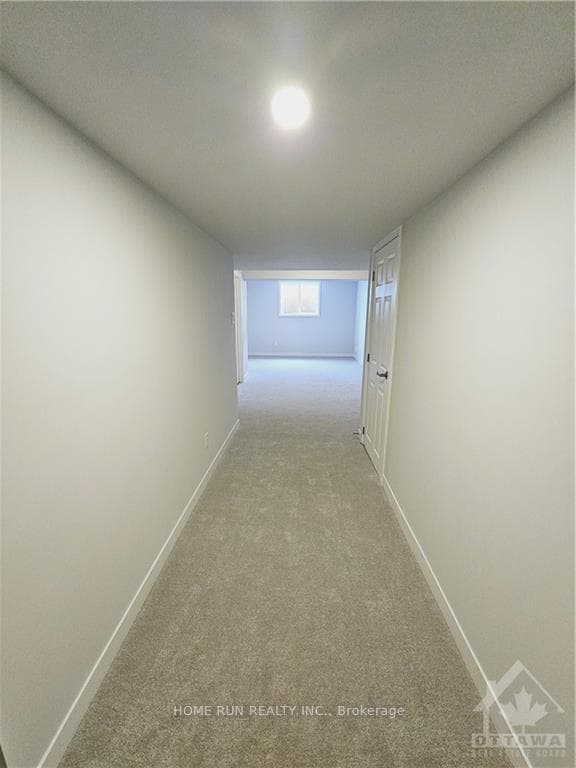 654 FENWICK Way photo 25