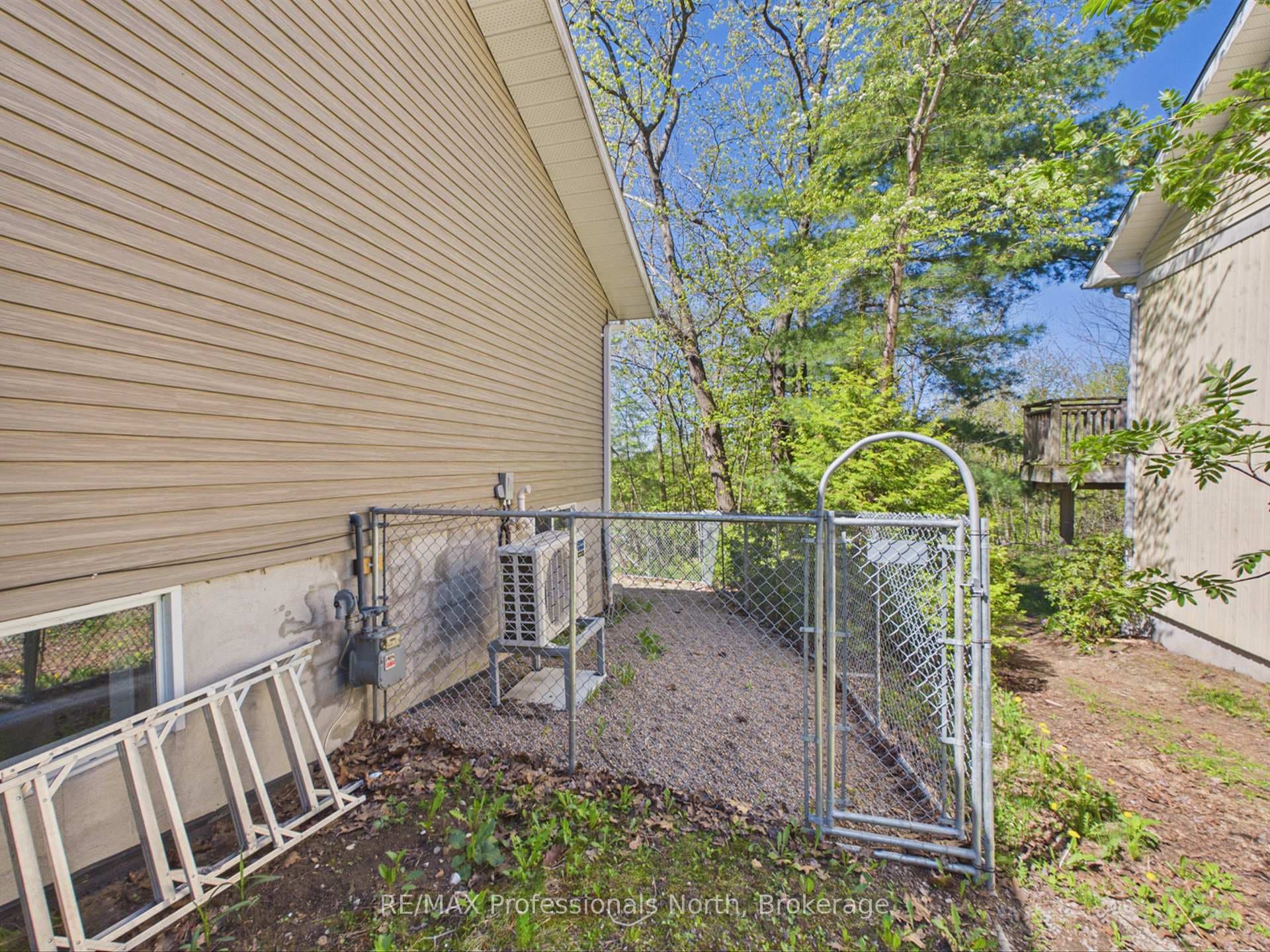 30 THE GRANITE BLUFF N/A photo 21