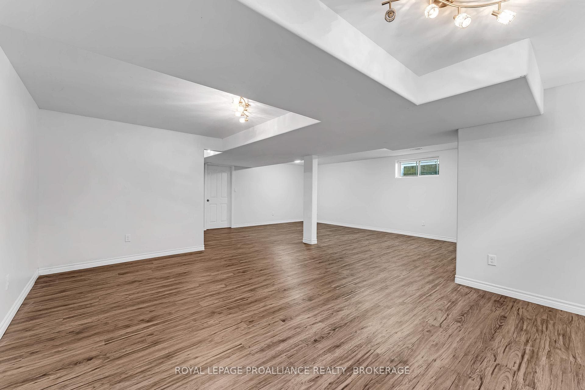 500 Conservatory Drive photo 39