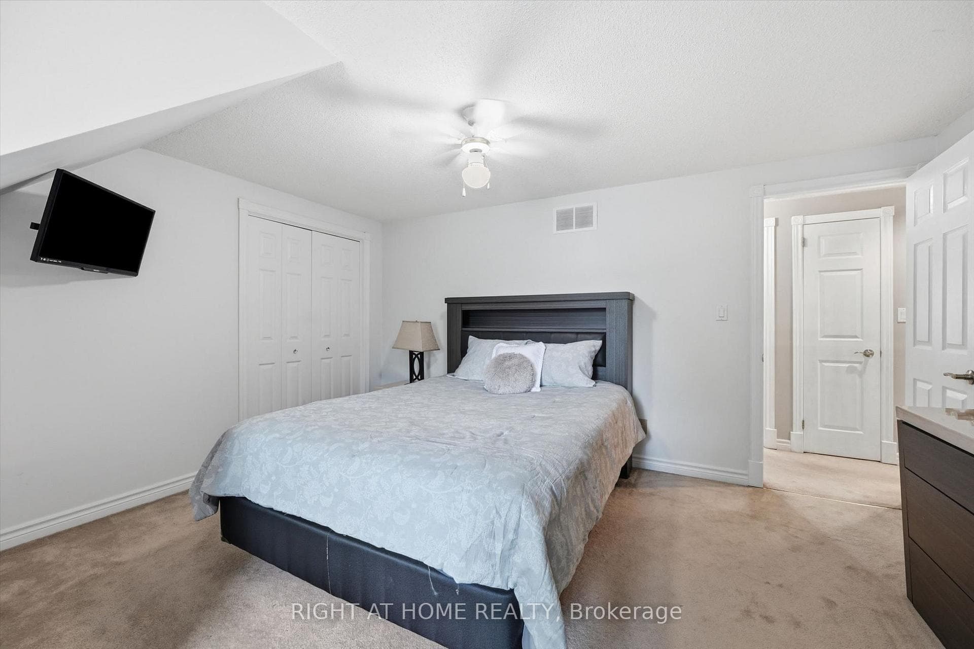 Bedroom 2 - Second Floor