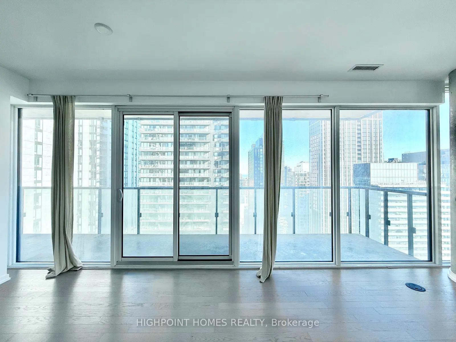 101 Peter Street Unit 3509 photo 3