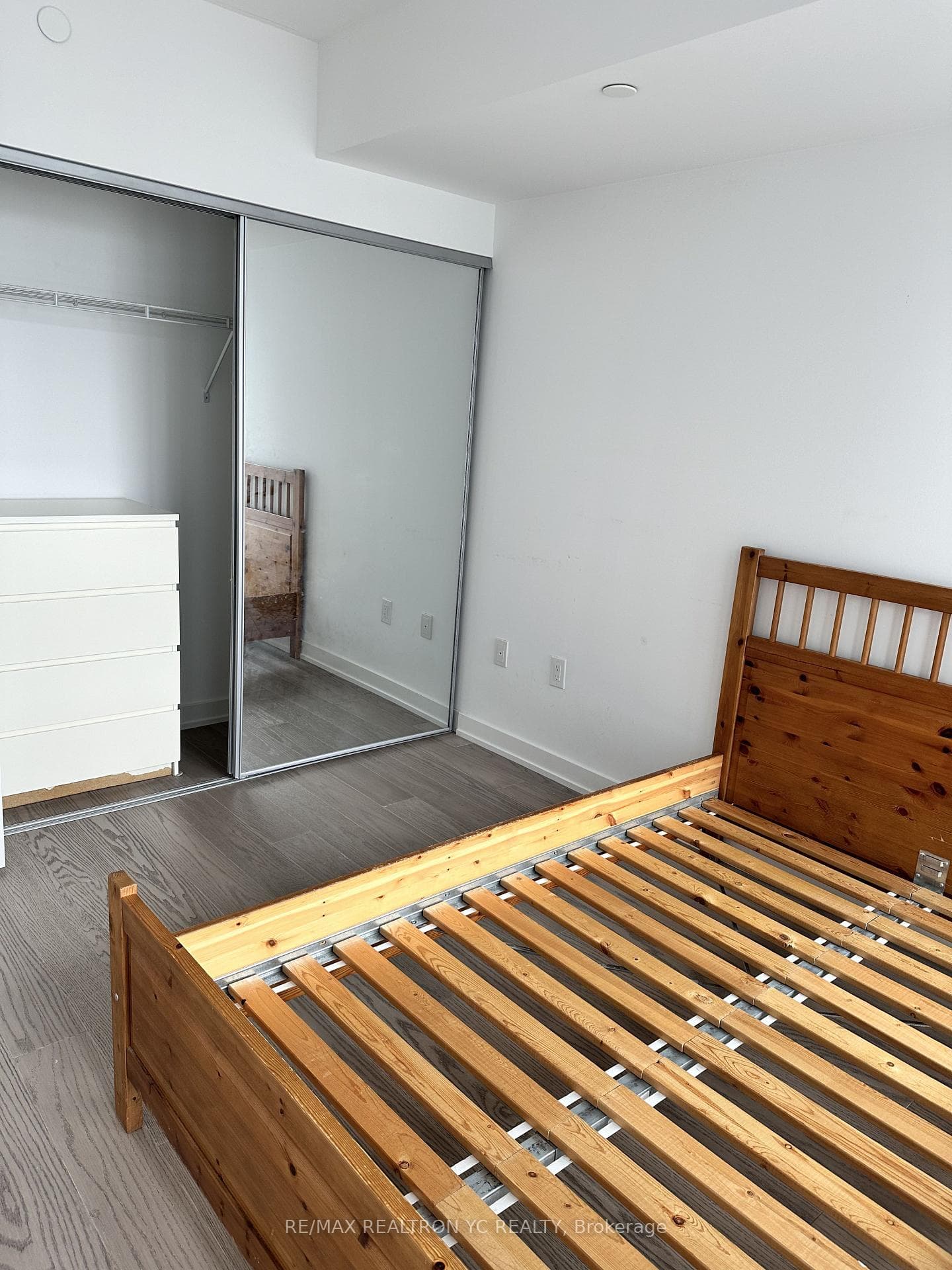 11 Wellesley Street Unit 3409 photo 5
