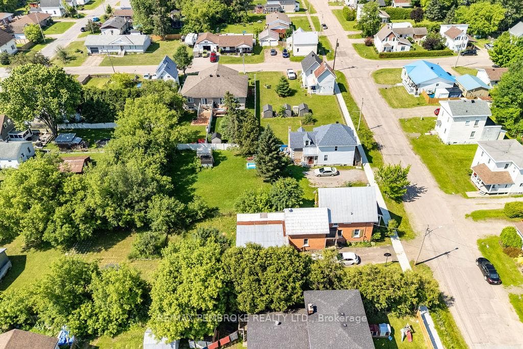 459 Somerset Street photo 34