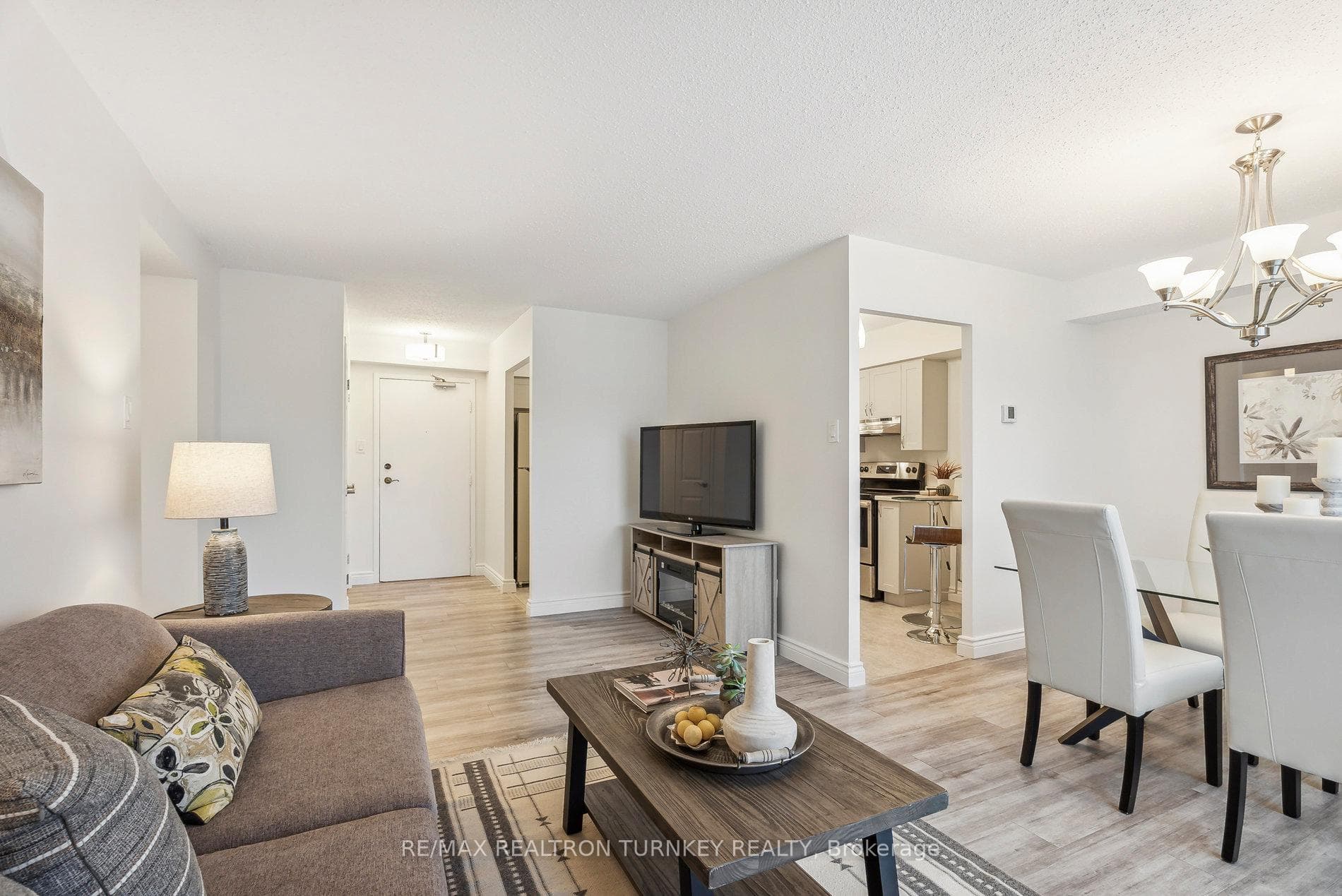 Modern Flooring through out unit
