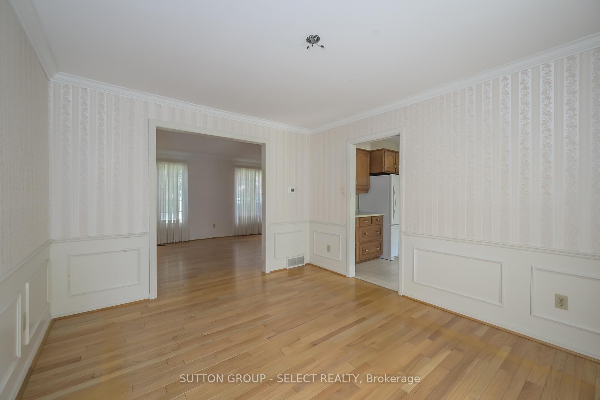 11 TANGLEWOOD Avenue photo 16