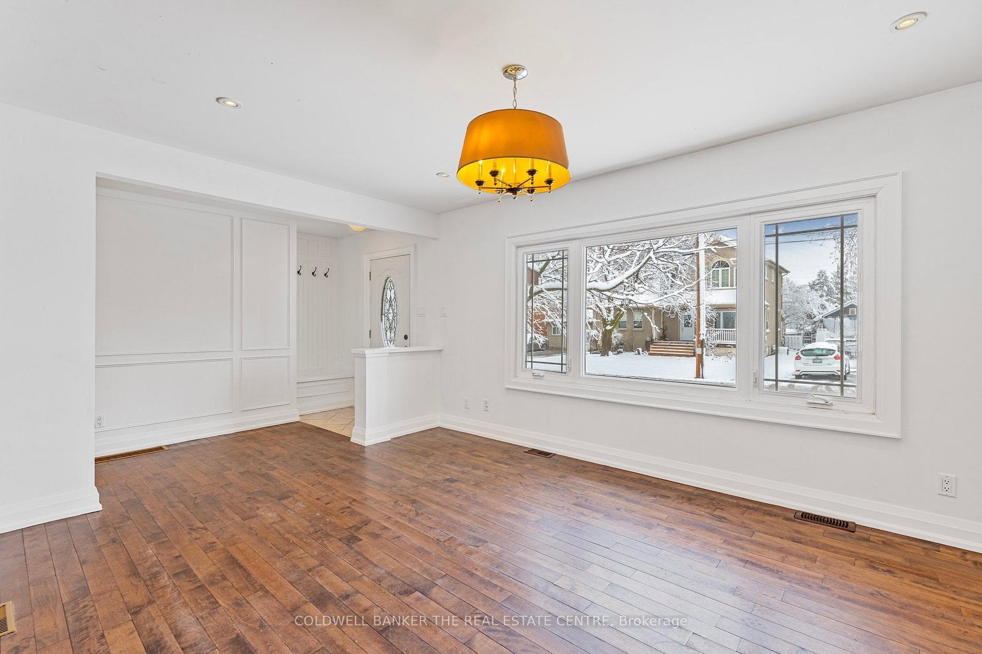 380 Boyer Street photo 7
