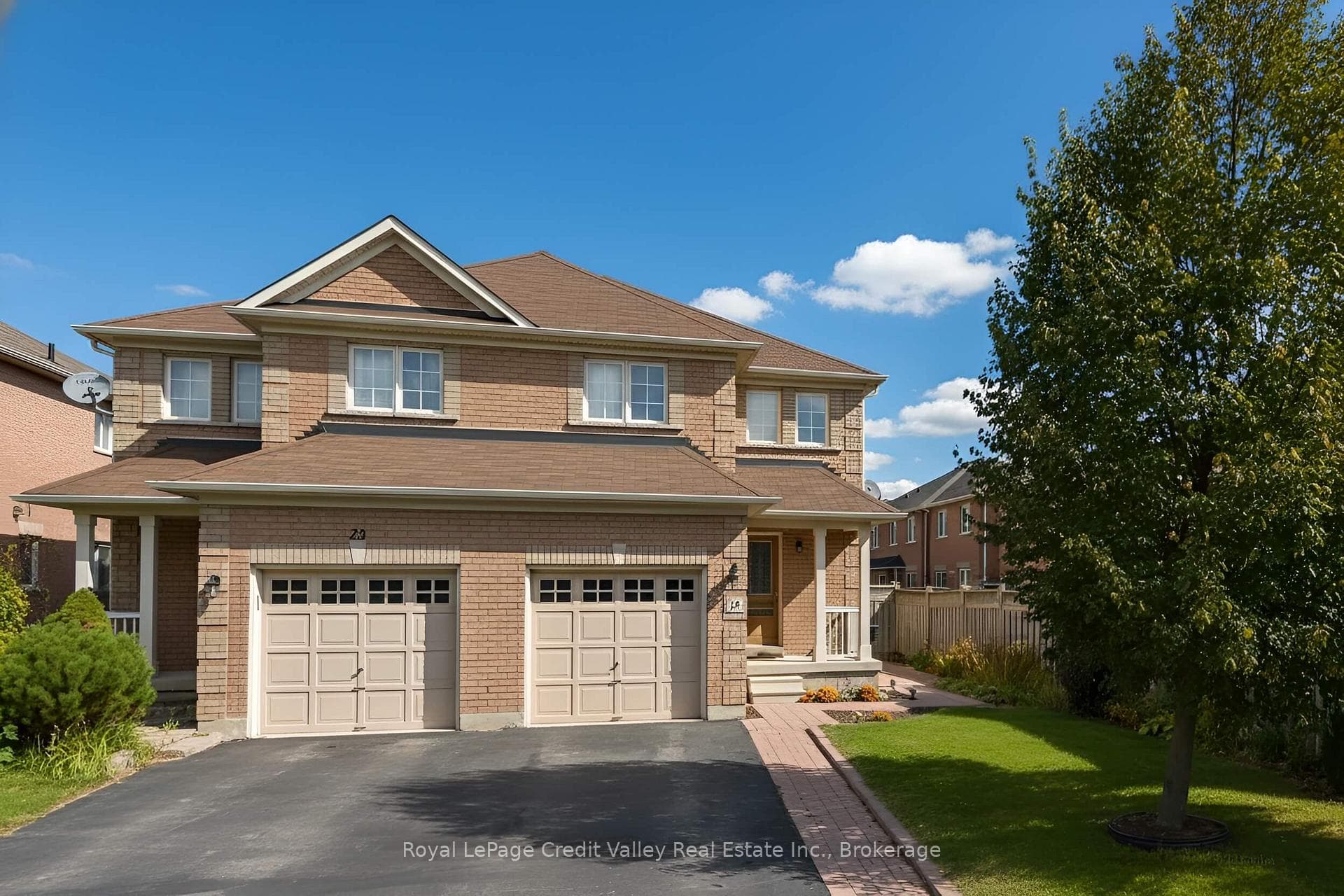 15 Twin Pines Crescent Unit BSMT photo 1