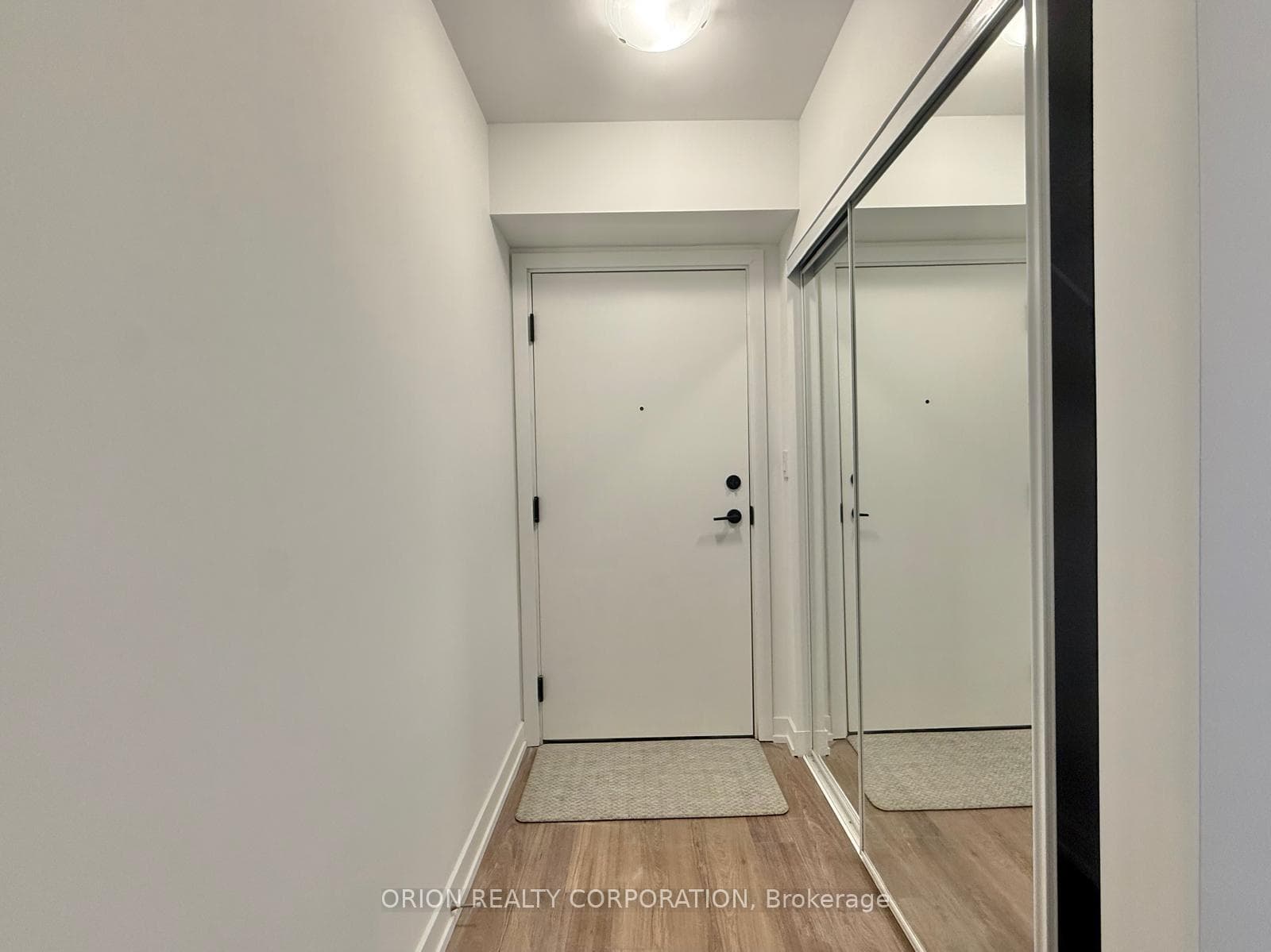 556 Marlee Avenue Unit 219 photo 4
