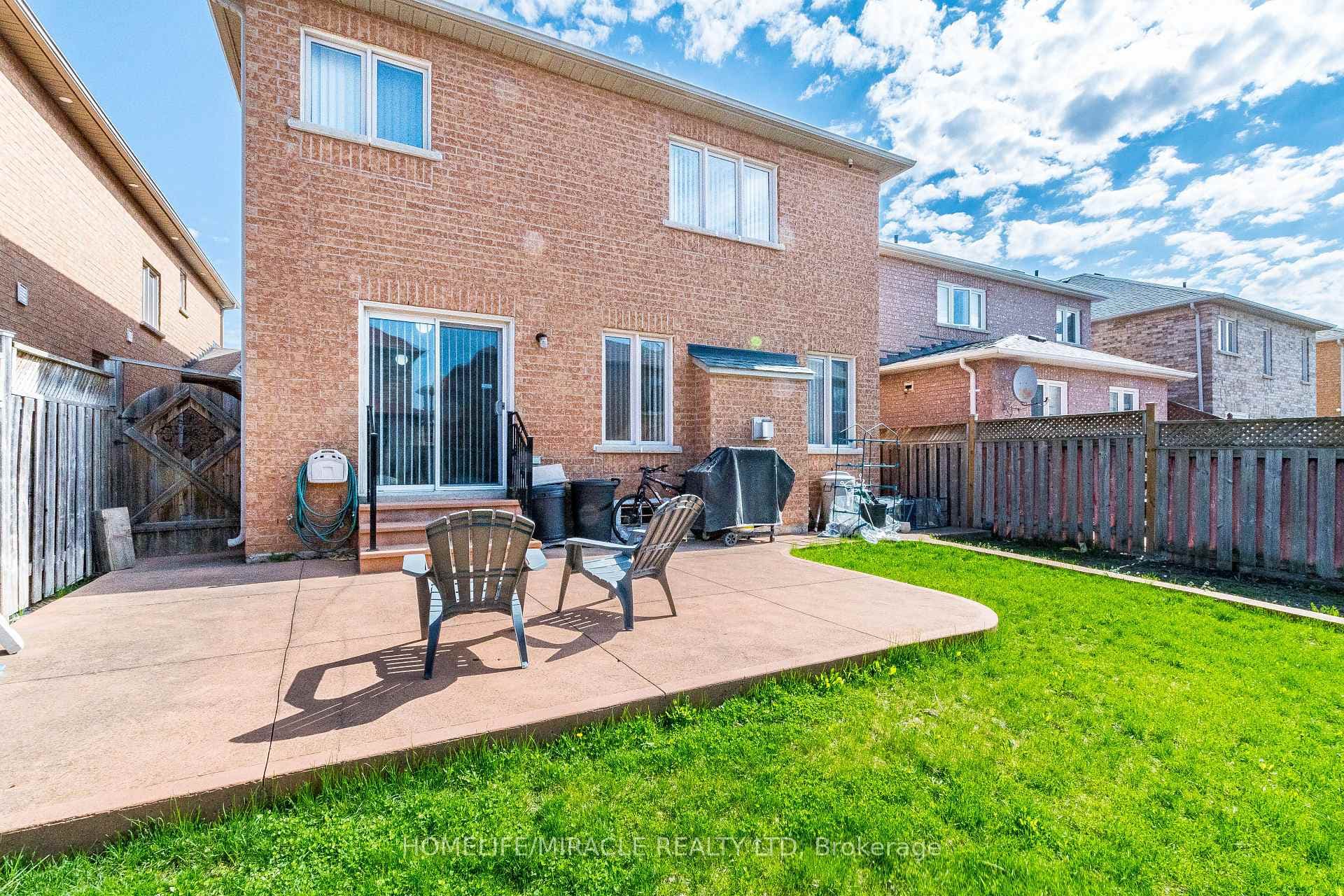 62 Long Meadow Road Unit Upper Portion photo 49
