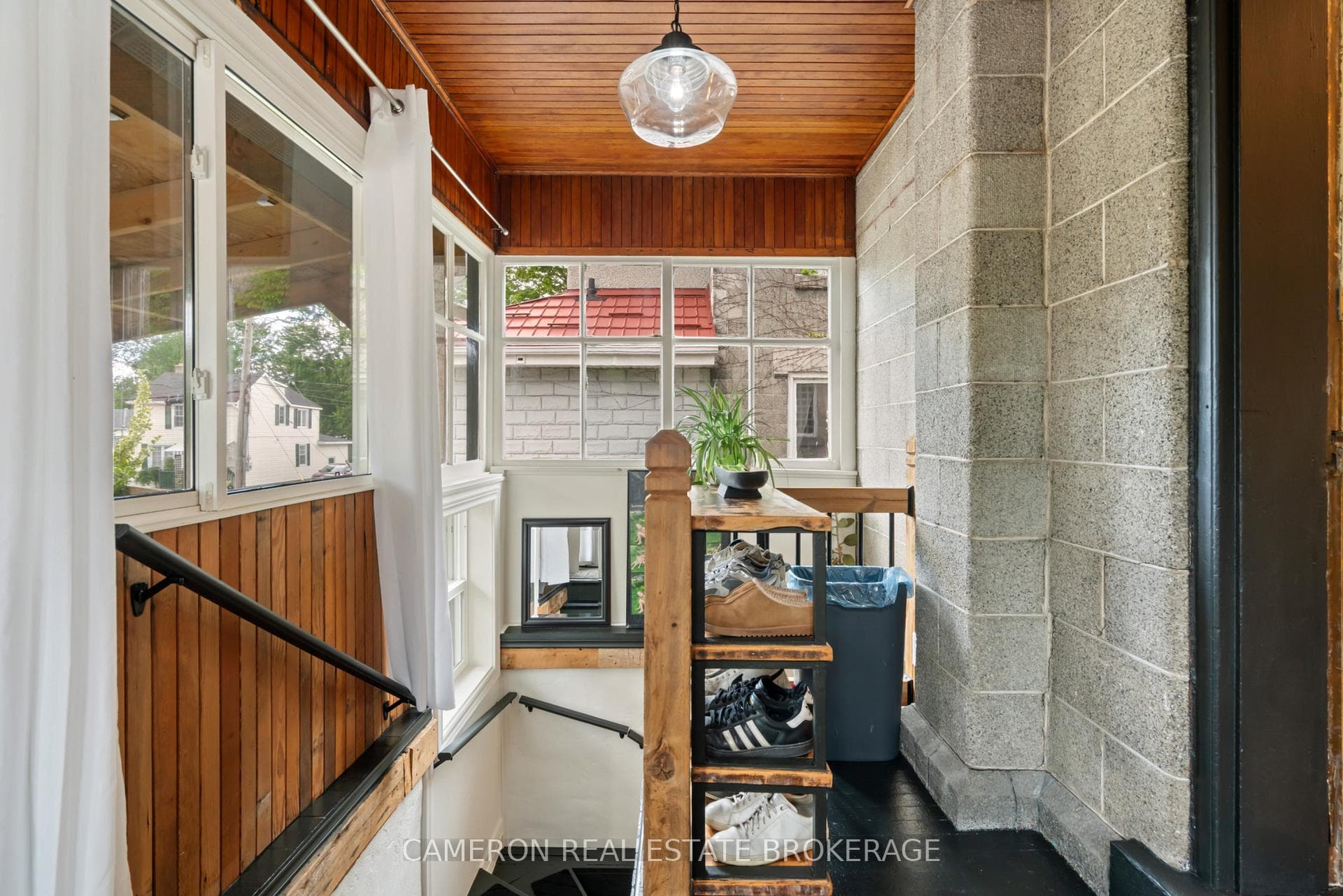 238-238B Augustus Street photo 21