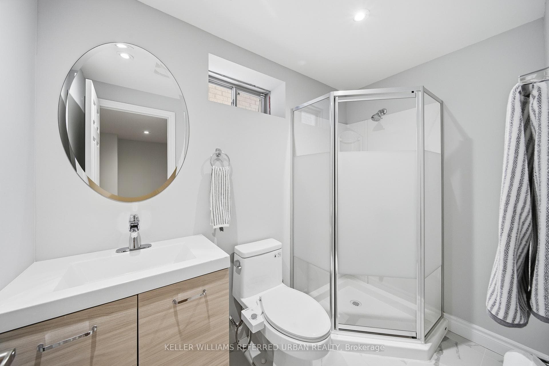 51 Weaver Terrace photo 37