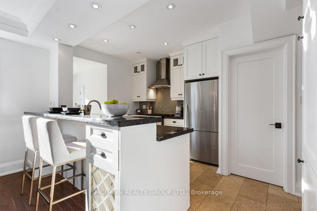 49 St Germain Avenue photo 15