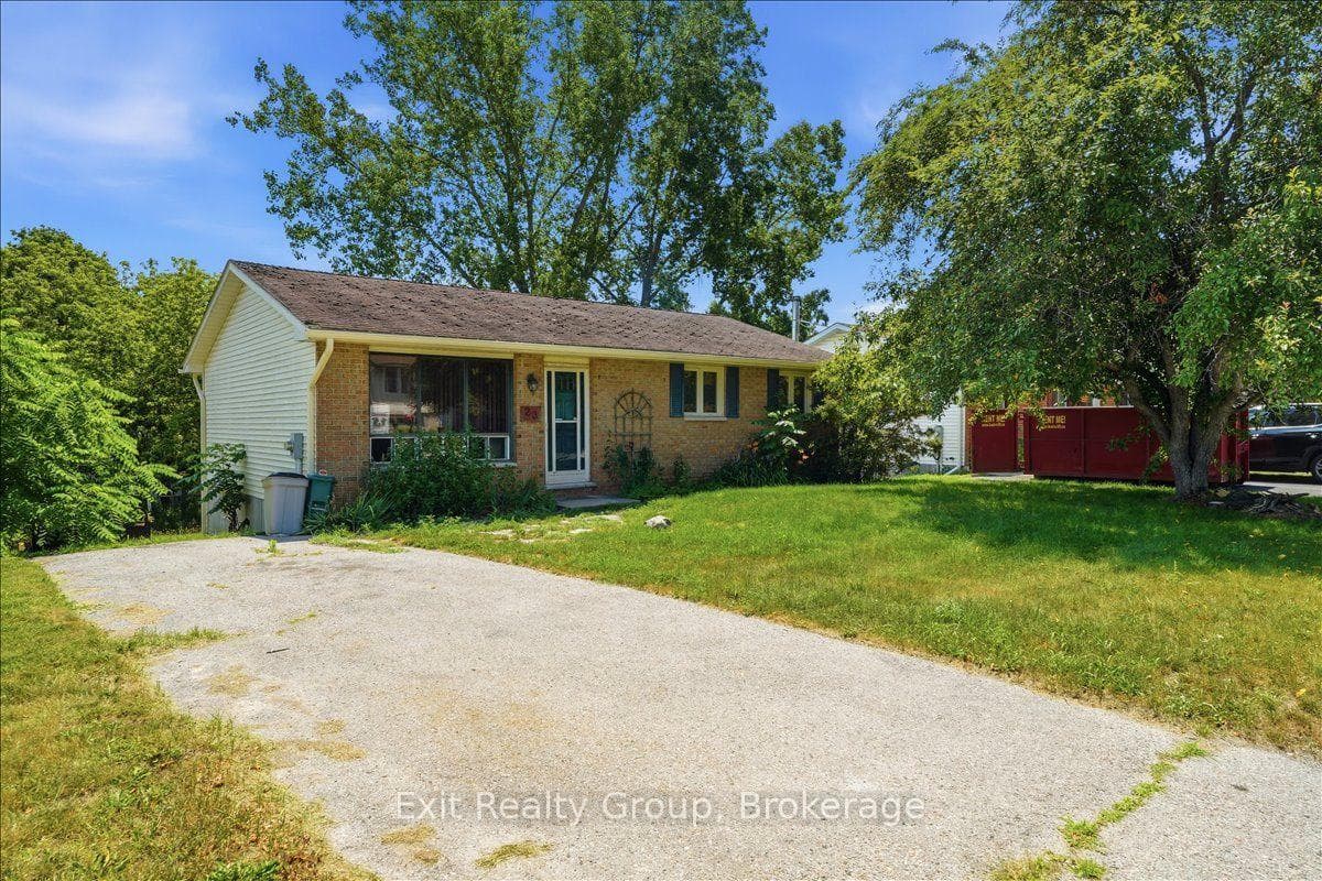 23 Van Alstine Drive photo 3