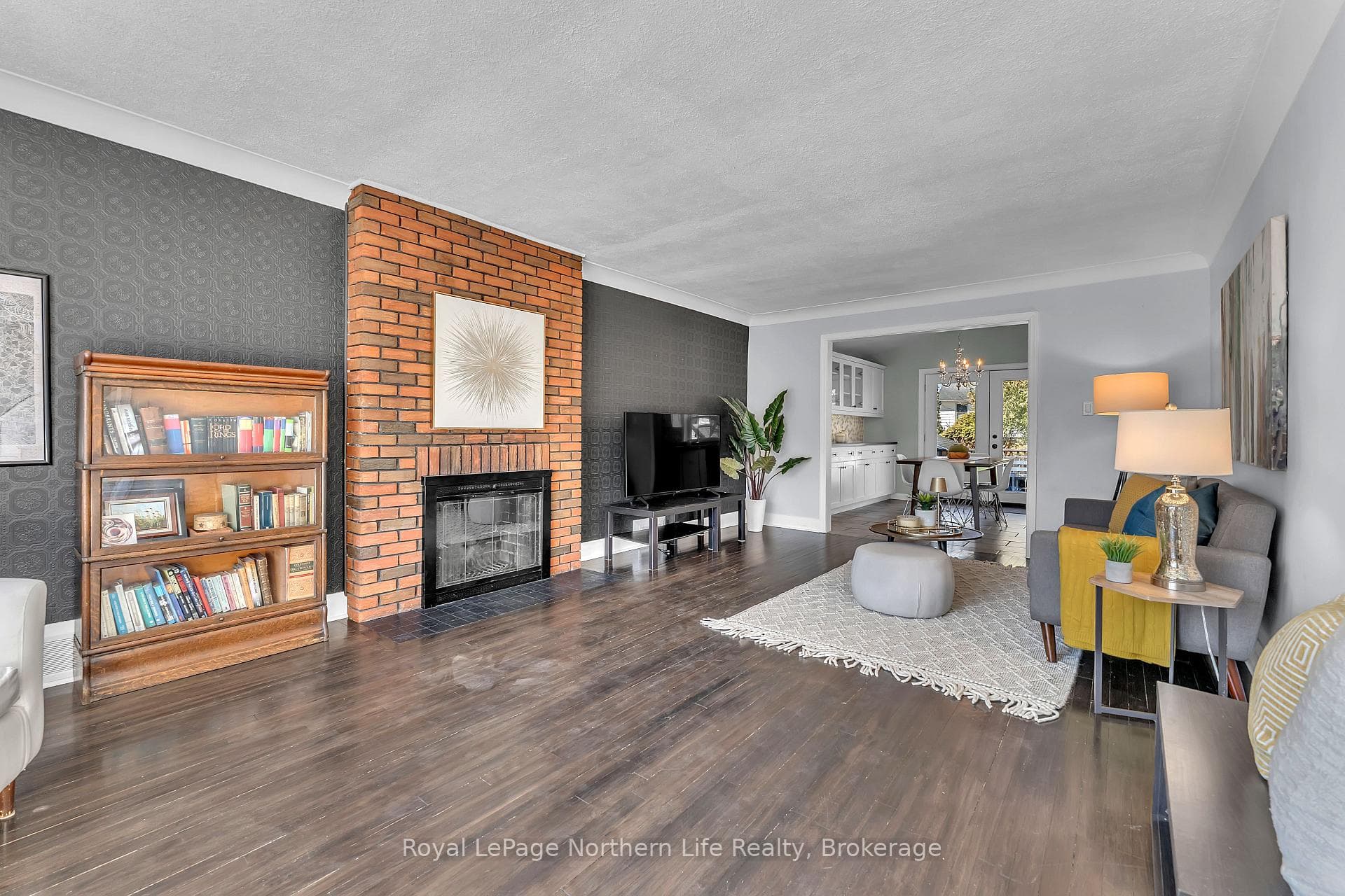 724 Bloem Street photo 8