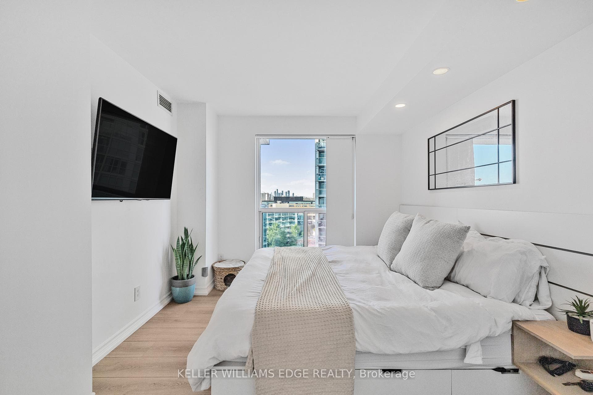 100 Western Battery Road Unit 1406 photo 25