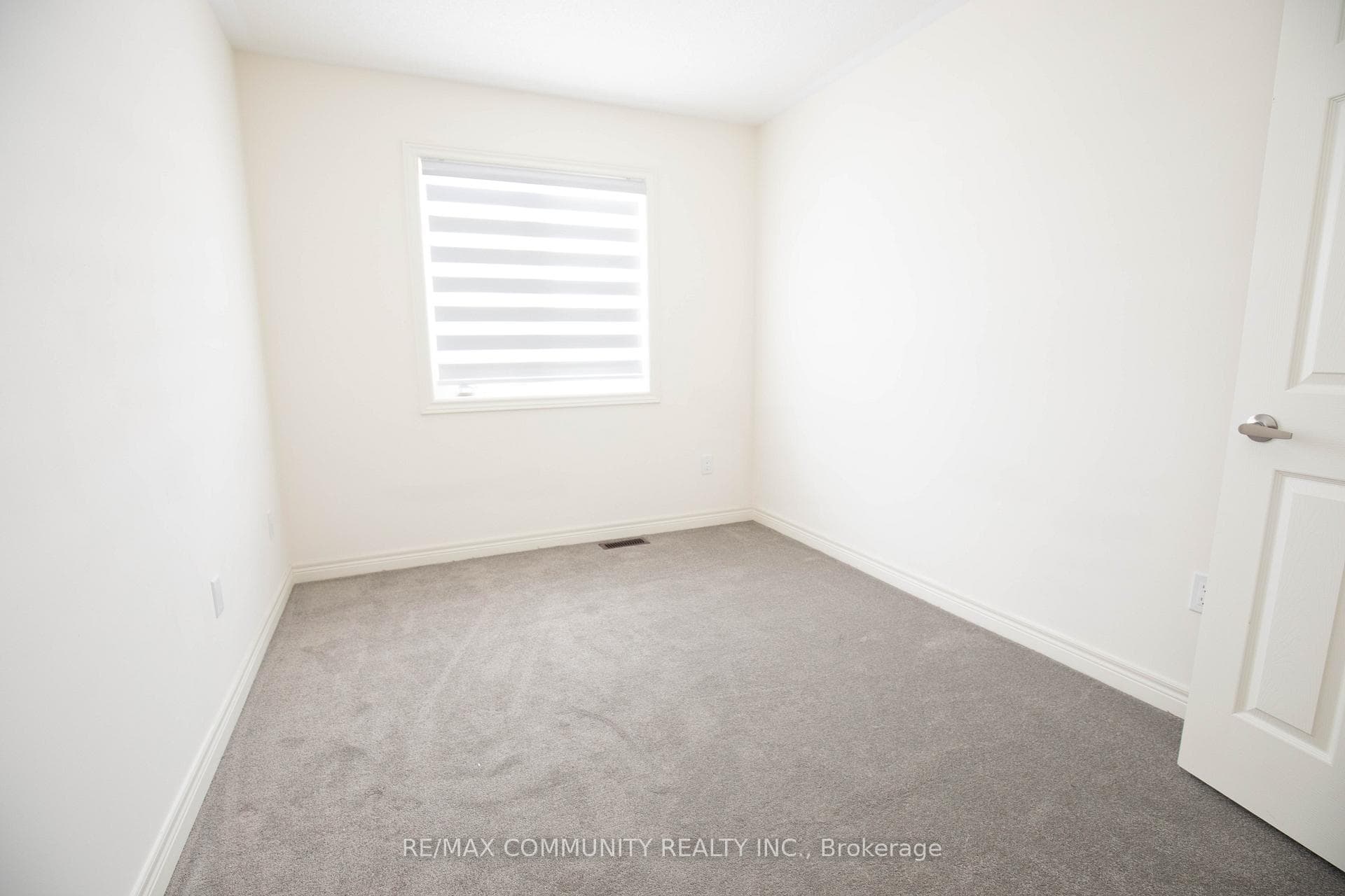 1197 Kettering Drive photo 12