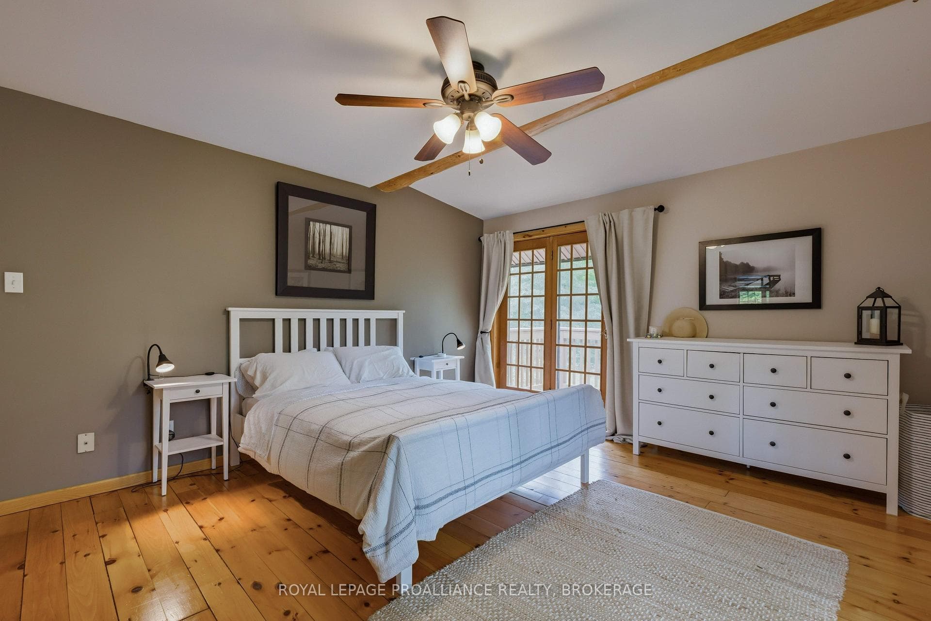 156 Darlingside Drive photo 18